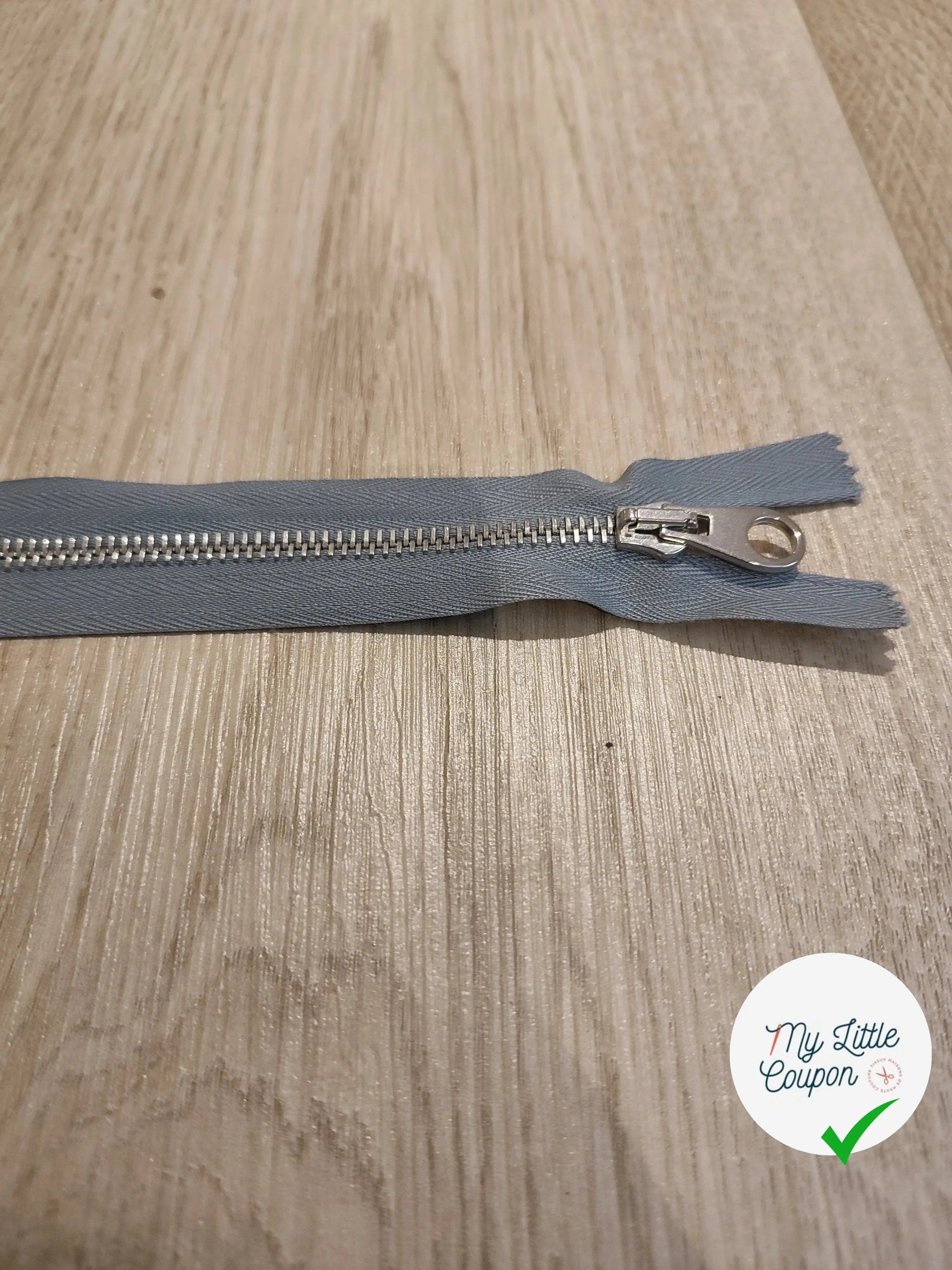 FERMETURE RIRI METAL SÉPARABLE 80CM GRIS M6 - My Little Coupon