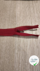FERMETURE RIRI MÉTAL NON SÉPARABLE INVISIBLE 22CM ROUGE - My Little Coupon