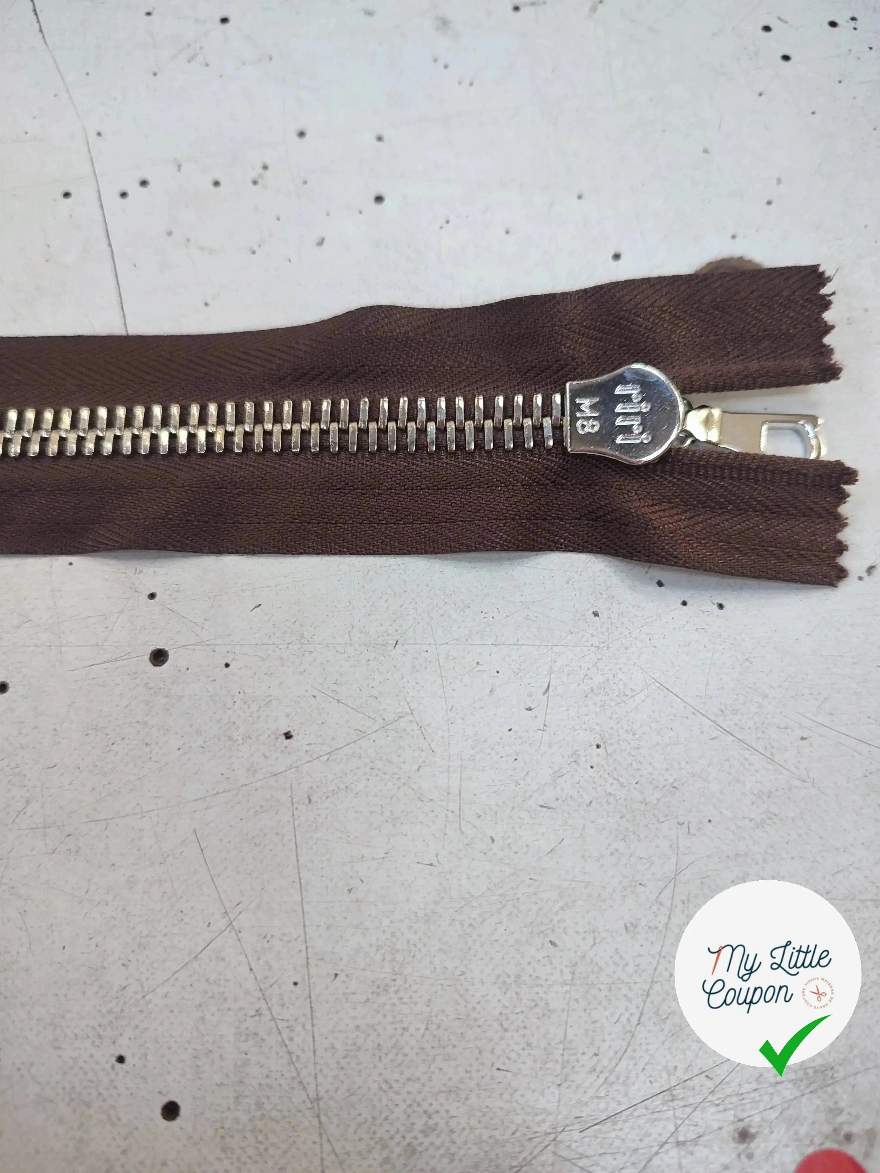 FERMETURE RIRI METAL SÉPARABLE 80CM MARRON CHOCOLAT M8 - My Little Coupon