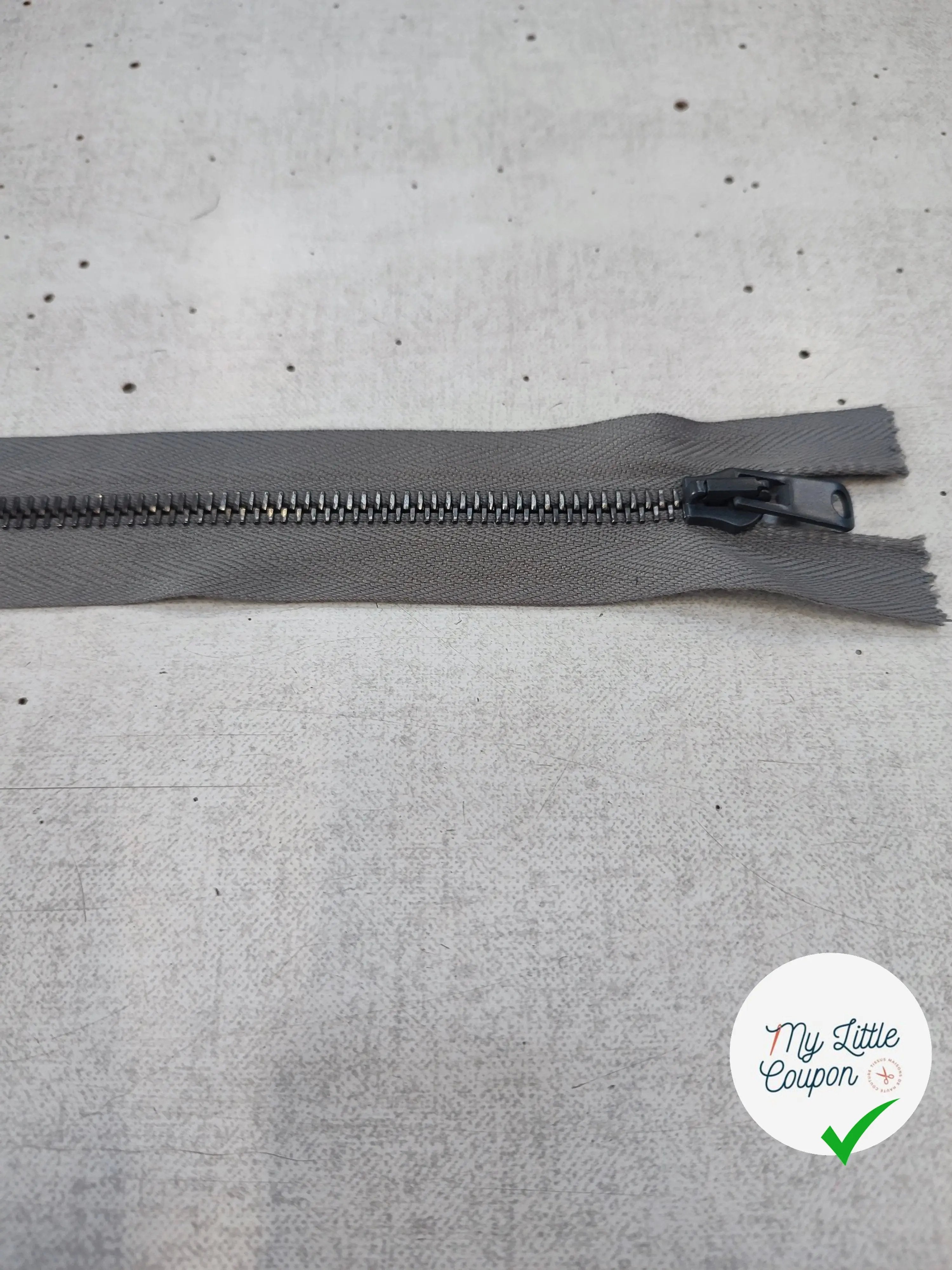 FERMETURE RIRI METAL SÉPARABLE 90CM GRIS FONCÉ M6 - My Little Coupon