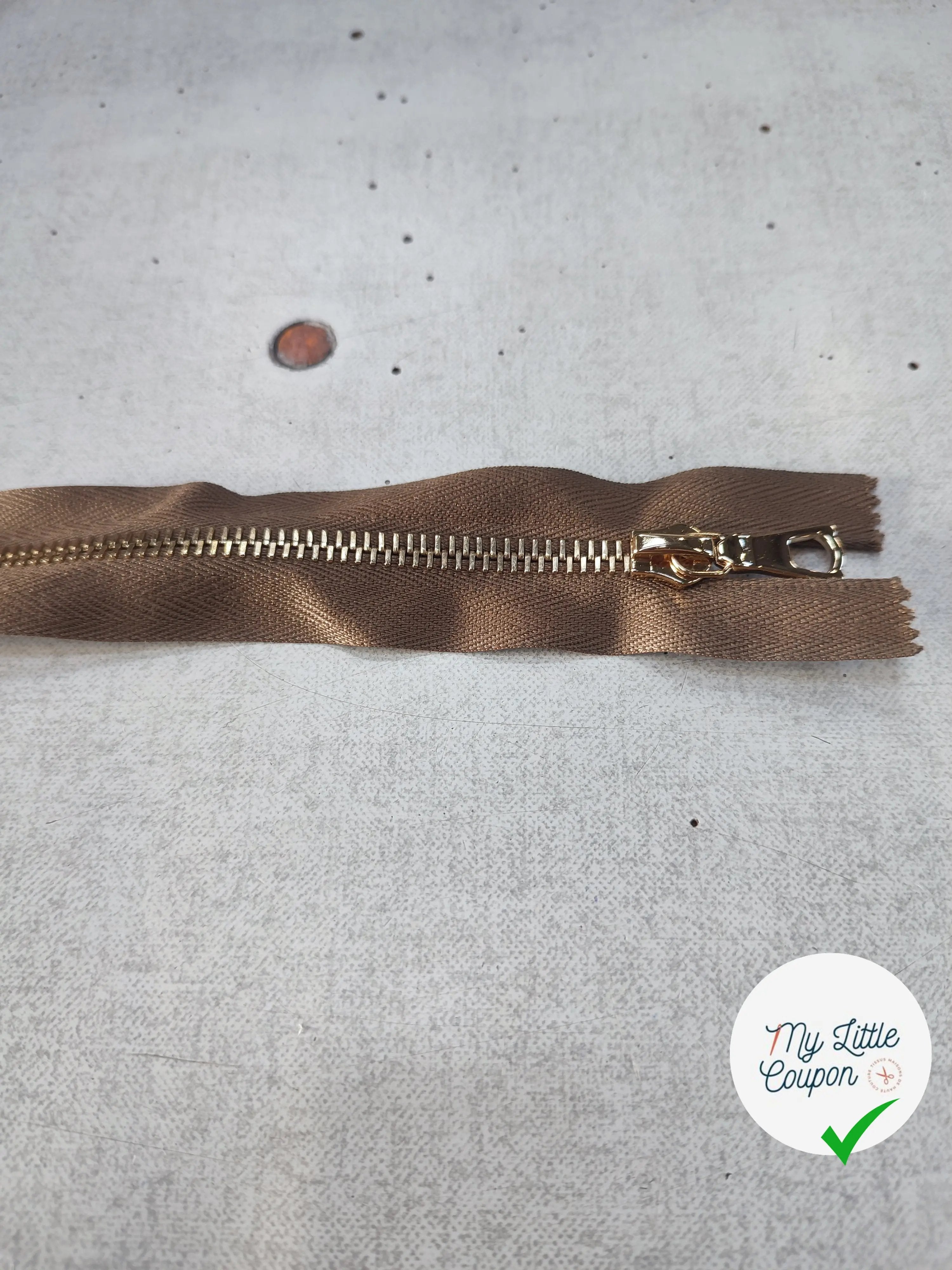 FERMETURE RIRI METAL SÉPARABLE 80CM MARRON CAFÉ M6 - My Little Coupon