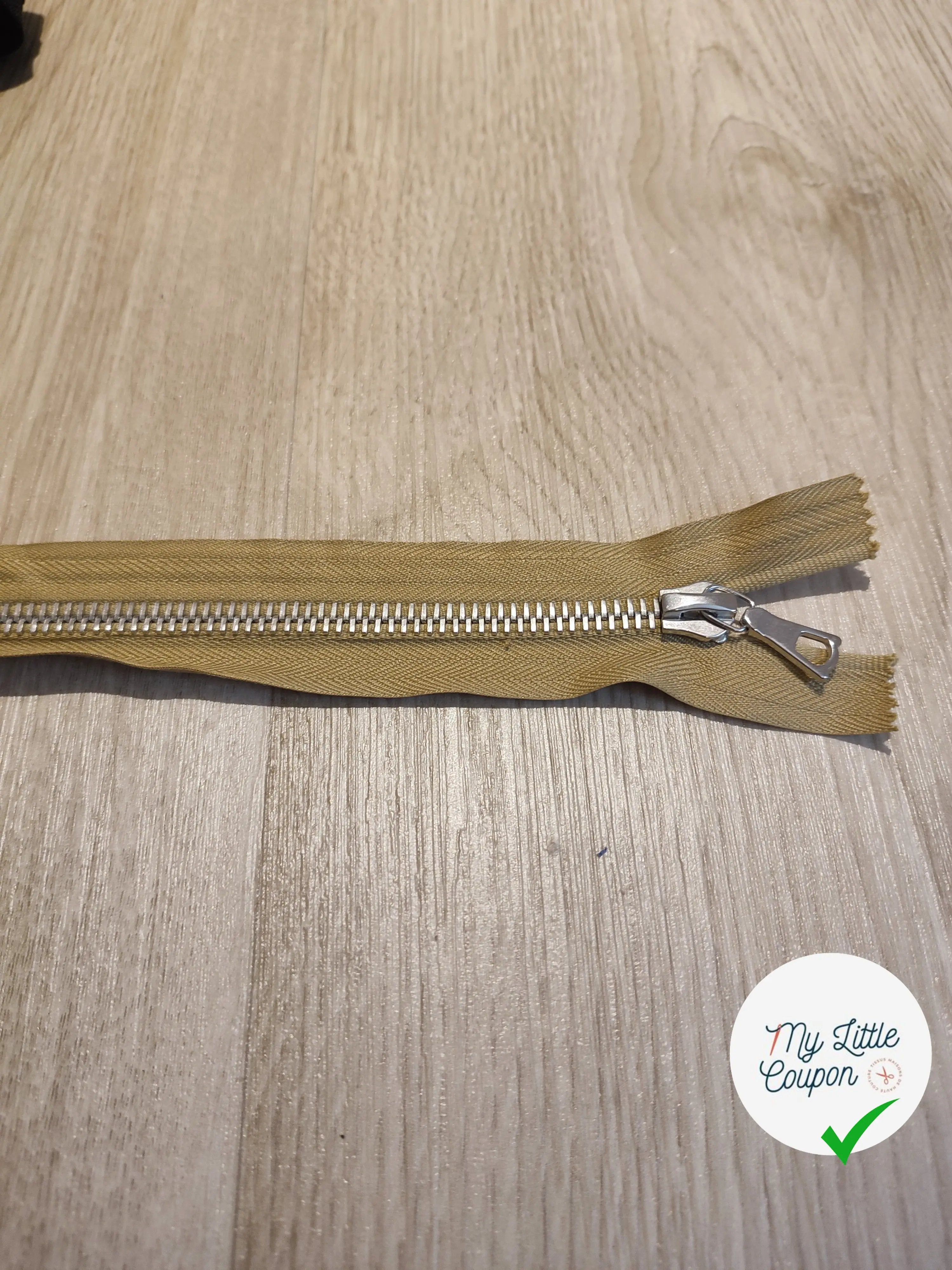 FERMETURE RIRI METAL SEPARABLE 80CM MARRON CLAIR M8 - My Little Coupon