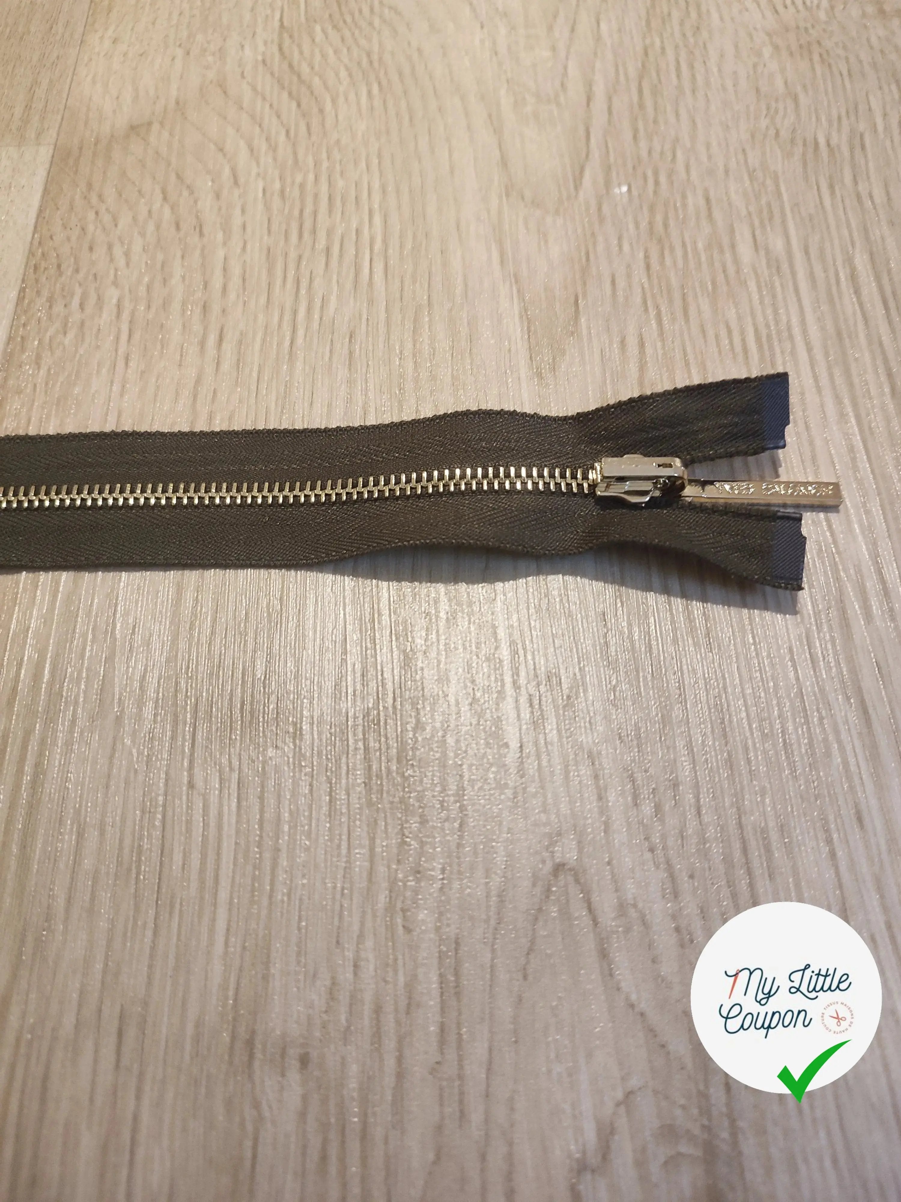 FERMETURE RIRI METAL SÉPARABLE 80CM VERT FONCÉ KAKI - My Little Coupon