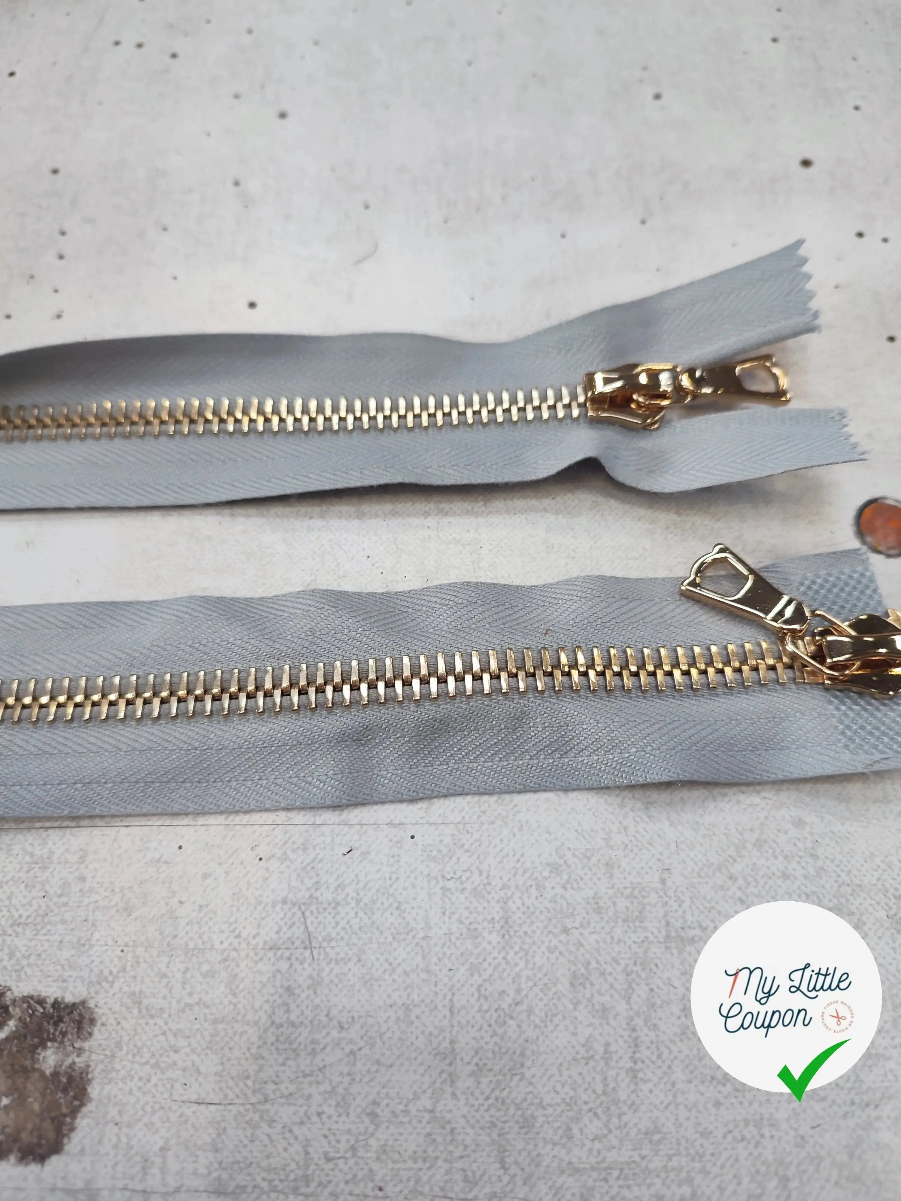 FERMETURE RIRI METAL SÉPARABLE 80CM GRIS CLAIR M8 - My Little Coupon