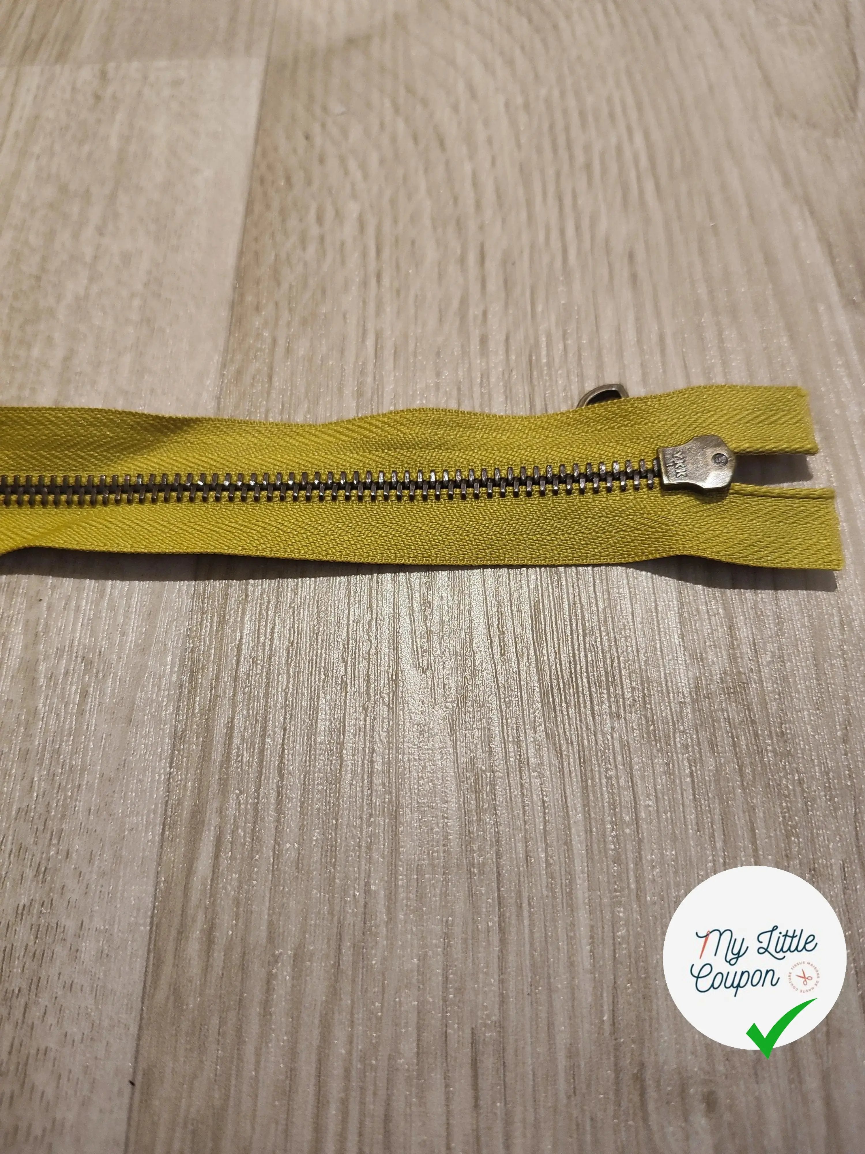 FERMETURE RIRI METAL SÉPARABLE 65CM JAUNE - My Little Coupon