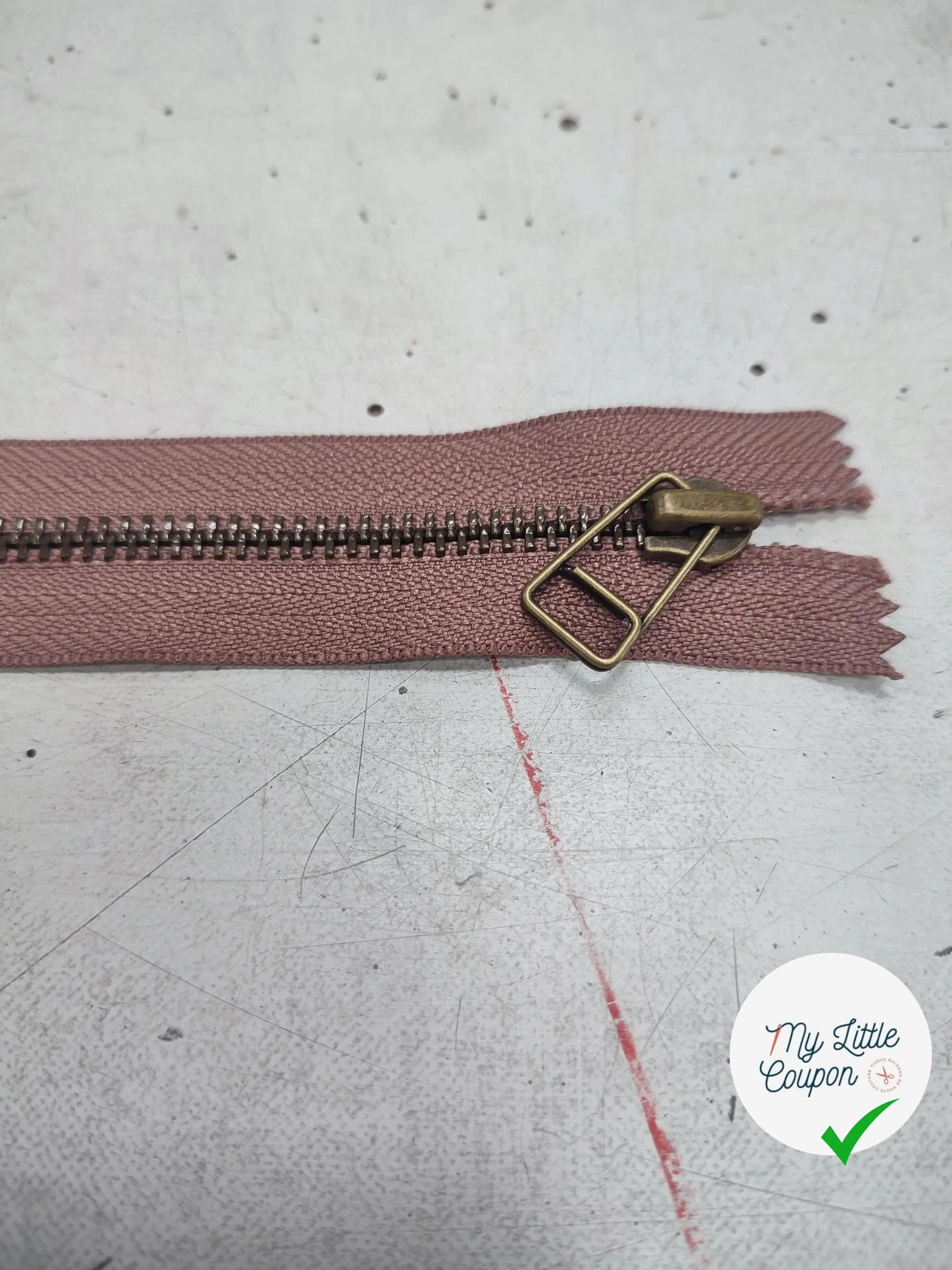 FERMETURE RIRI METAL NON SÉPARABLE 25CM MARRON CLAIR - My Little Coupon