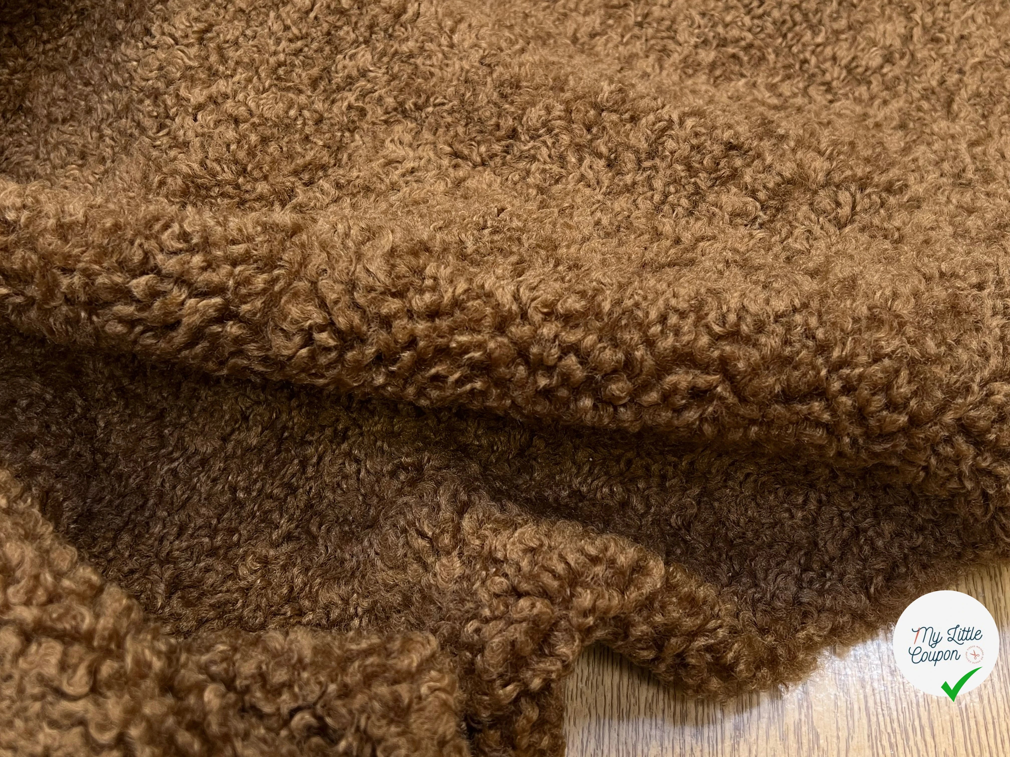 FOURRURE MOUTON MARRON FONCÉ 160CM - My Little Coupon
