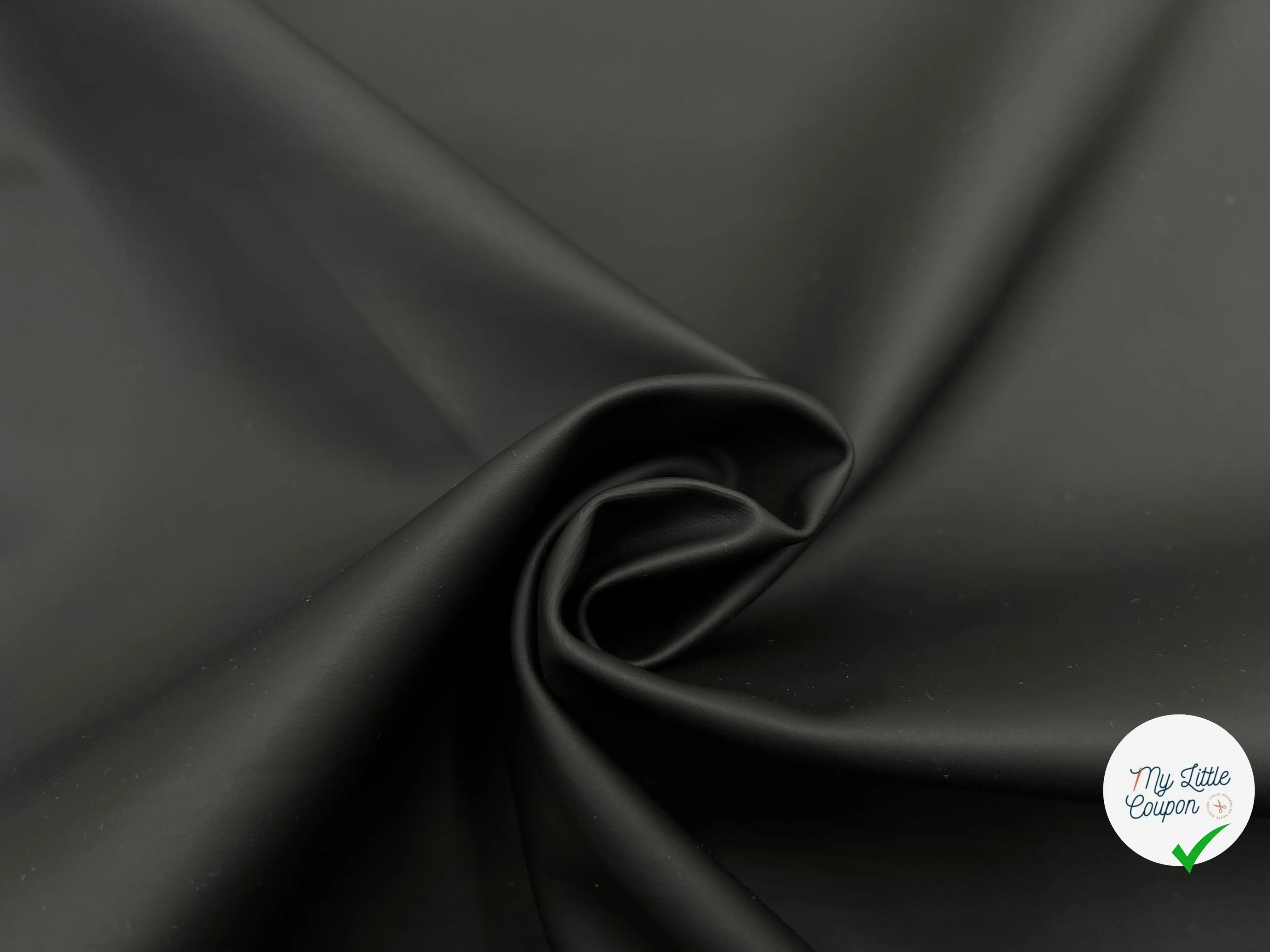 GABARDINE COTON BLANC CONTRECOLLÉ POLYURETHANE NOIR - My Little Coupon - tissu - coudre
