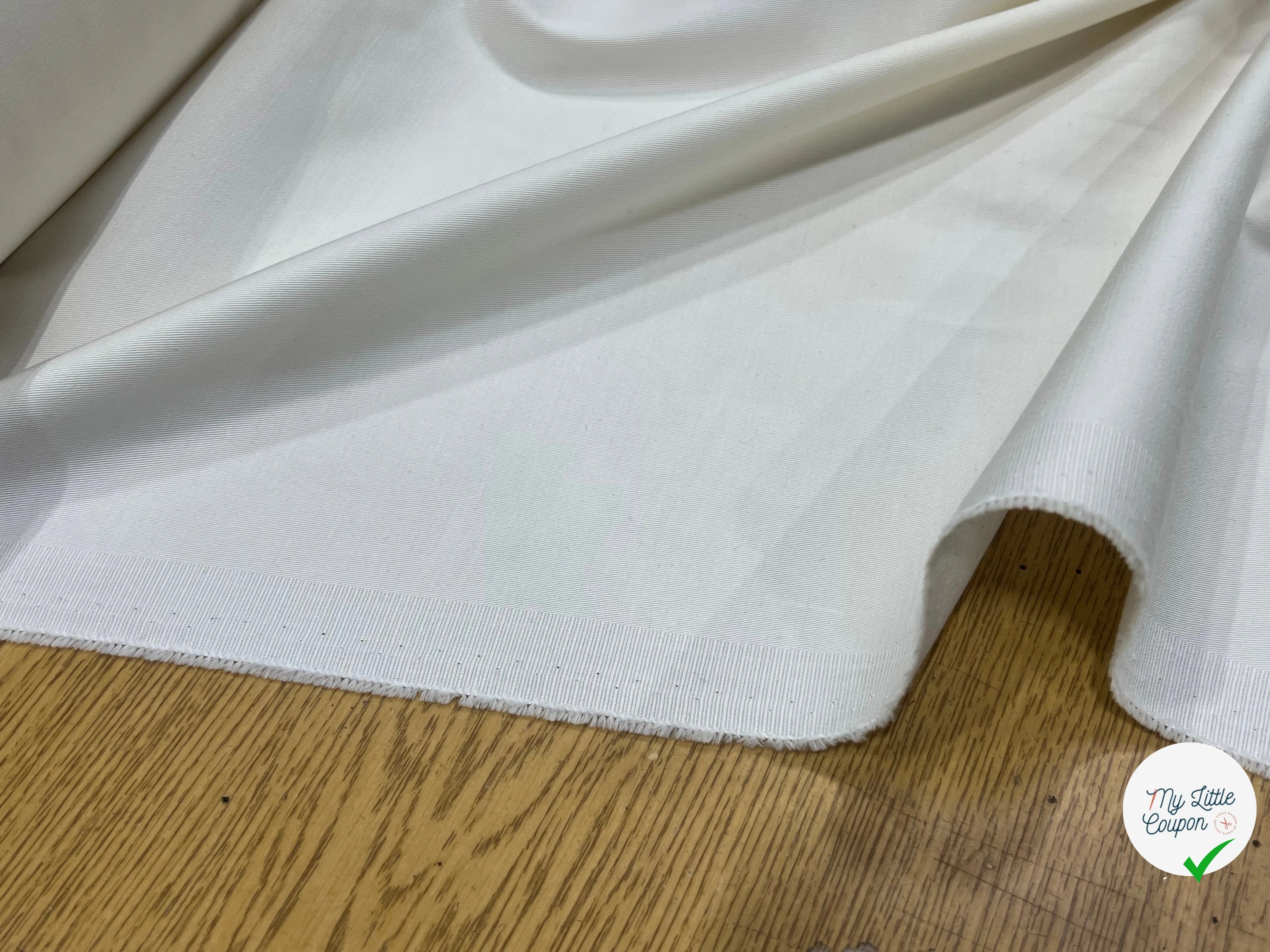 GABARDINE DE COTON BLANC CASSÉ 98% COTON 155CM - My Little Coupon