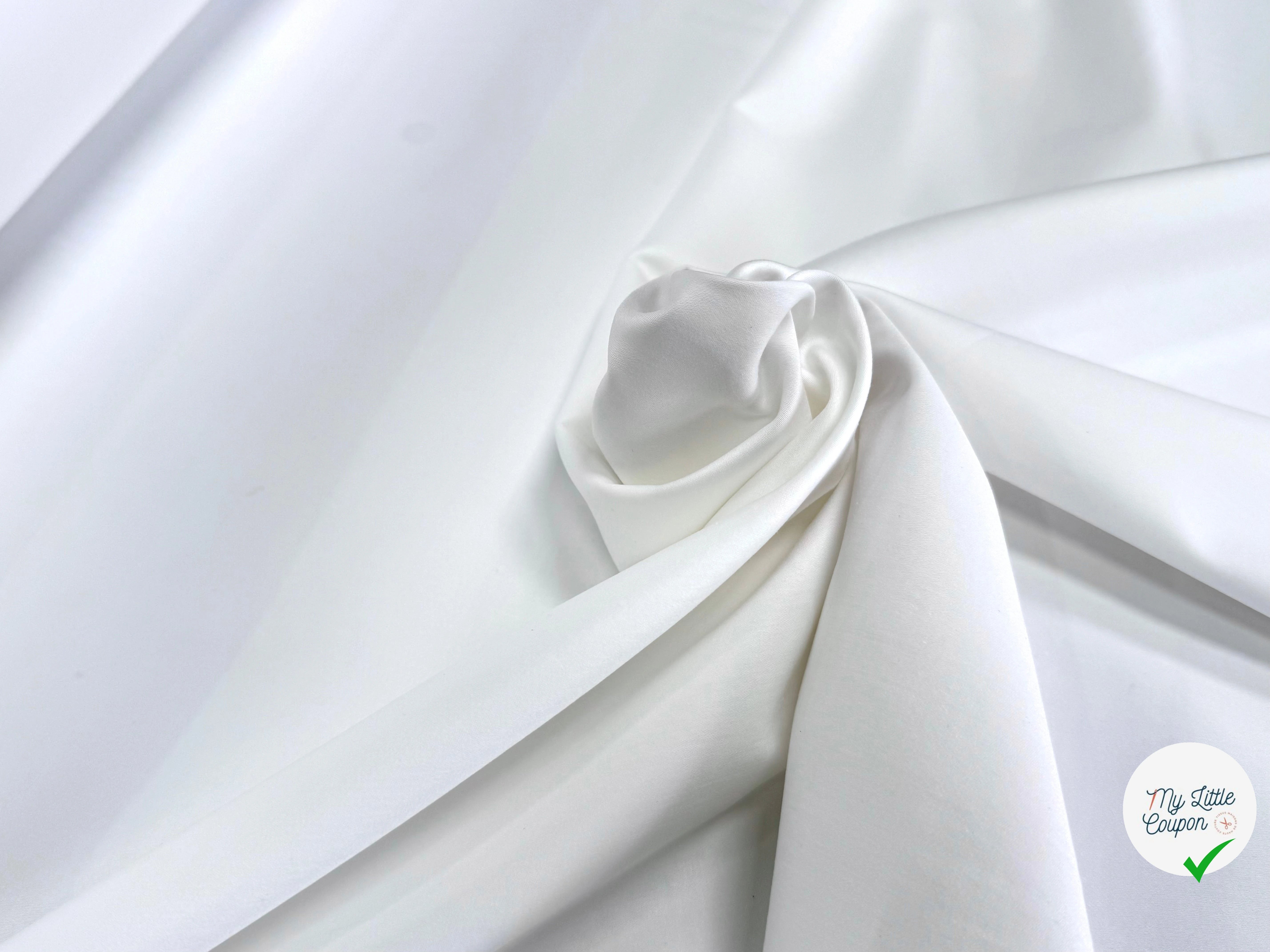 GABARDINE DE COTON FINE STRETCH BLANC OPTIQUE TRÈS BELLE AVEC ÉFFET GRATTÉ - My Little Coupon