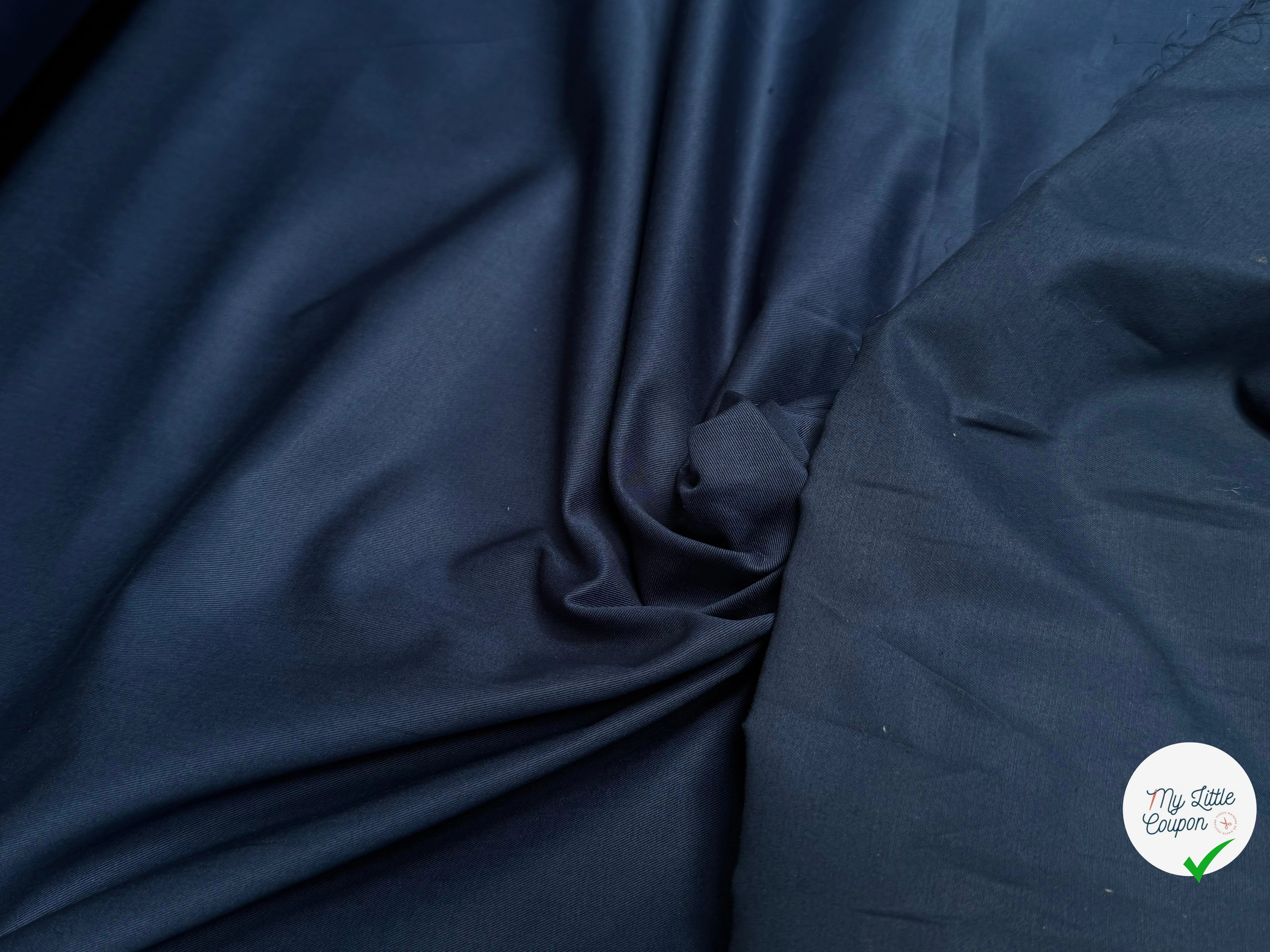 GABARDINE DE COTON INDIGO LÉGÈREMENT STRIÉE QUALITÉ COUTURE - My Little Coupon