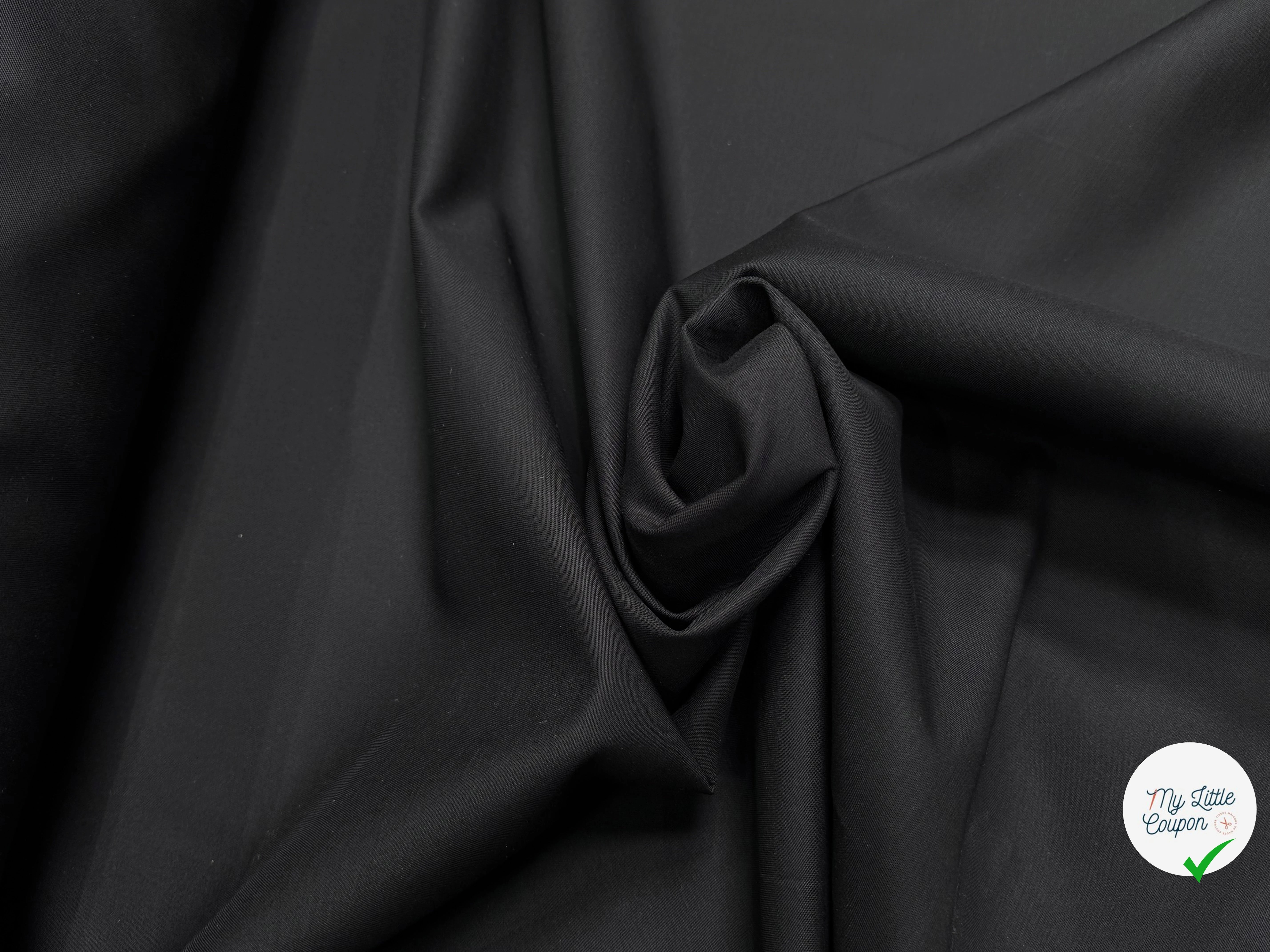 GABARDINE FINEMENT SERGÉE DÉPERLANTE ET BRILLANTE TOMBÉ SUBLIME NOIR MADE IN ITALY - My Little Coupon