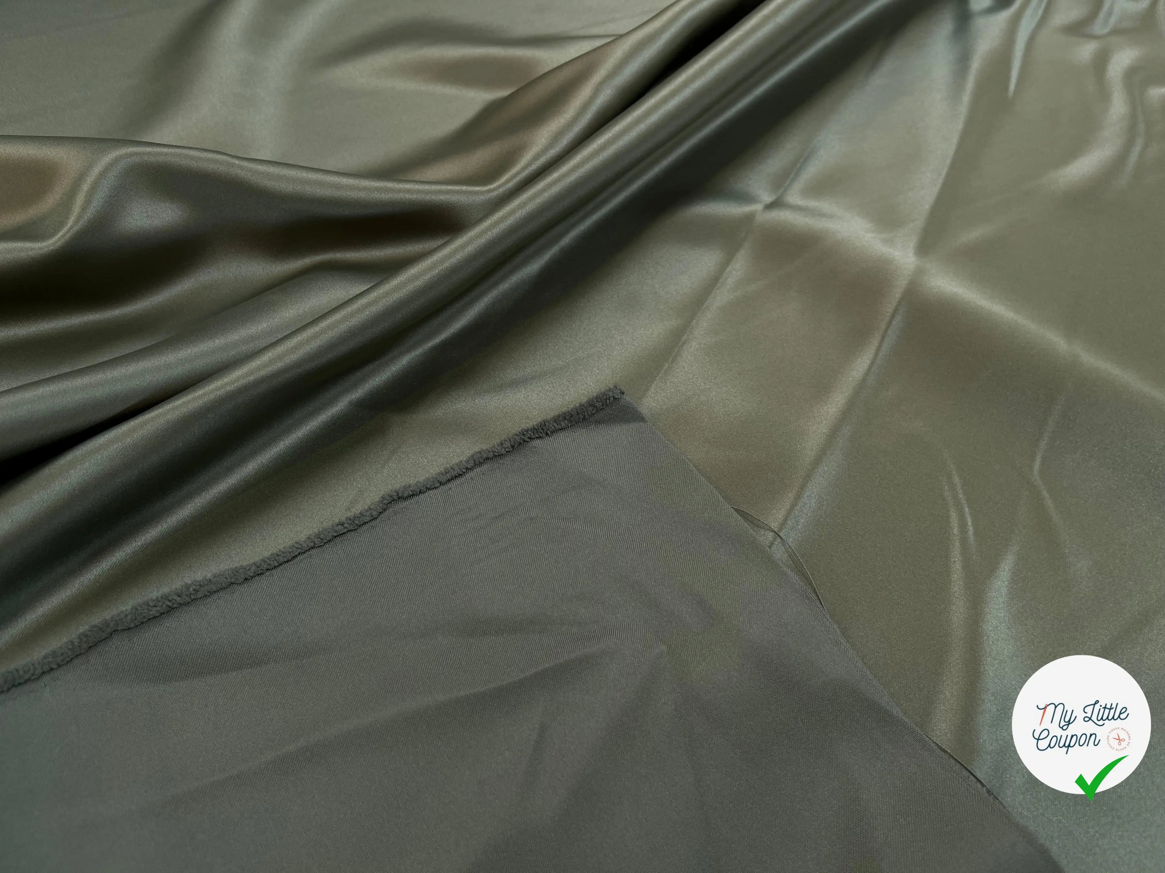 GABARDINE LÉGÈREMENT SATINÉE VERT OLIVE - My Little Coupon