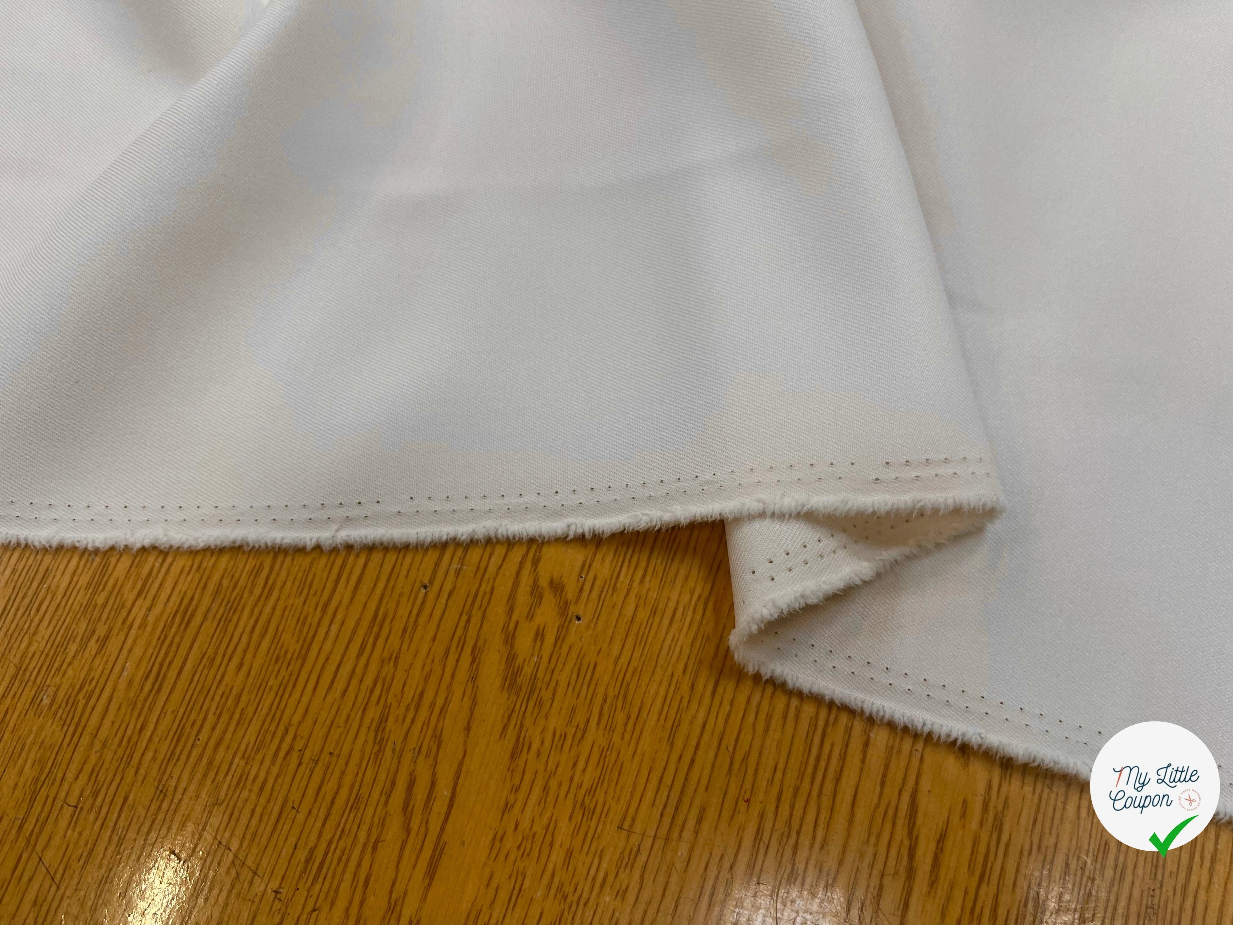 GABARDINE LÈGEREMENT STRIÉE BLANC CASSÉ - My Little Coupon