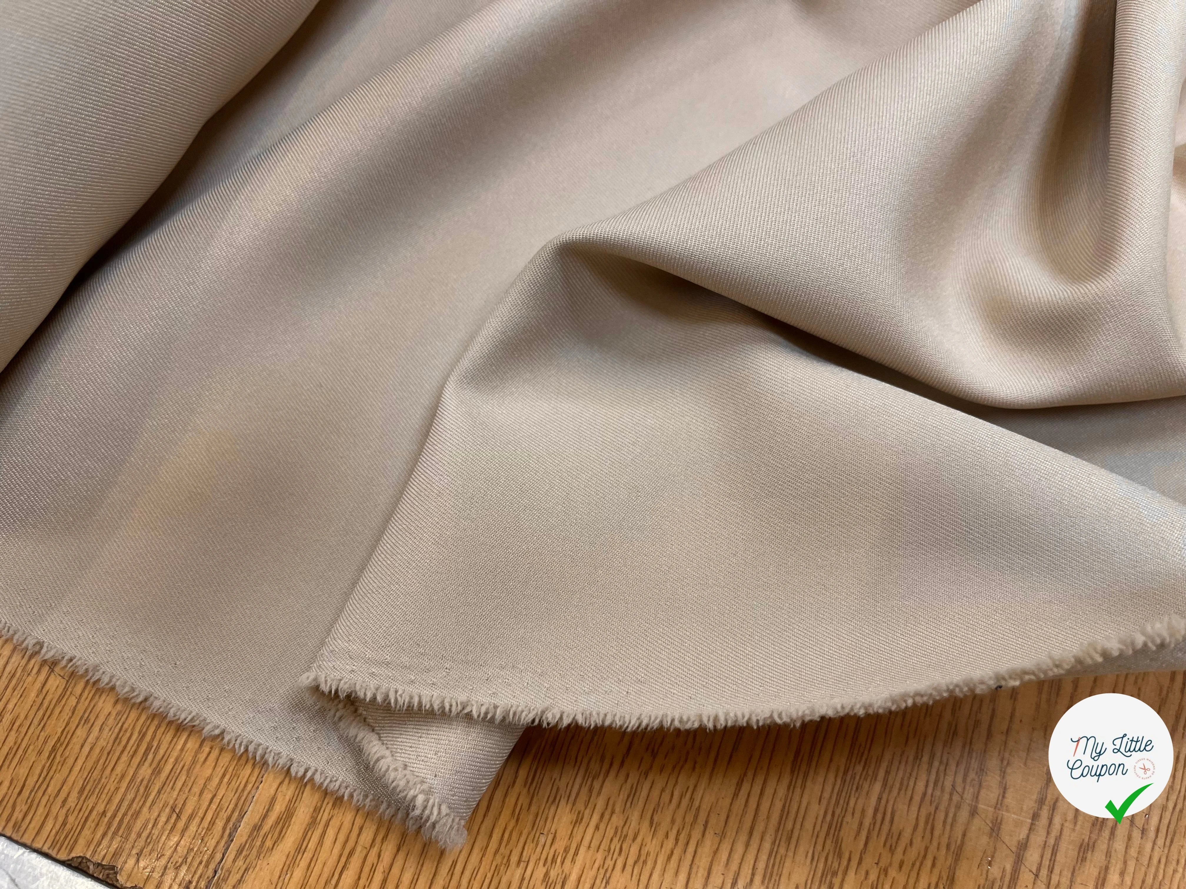 GABARDINE LÈGEREMENT STRIÉE SABLE - My Little Coupon