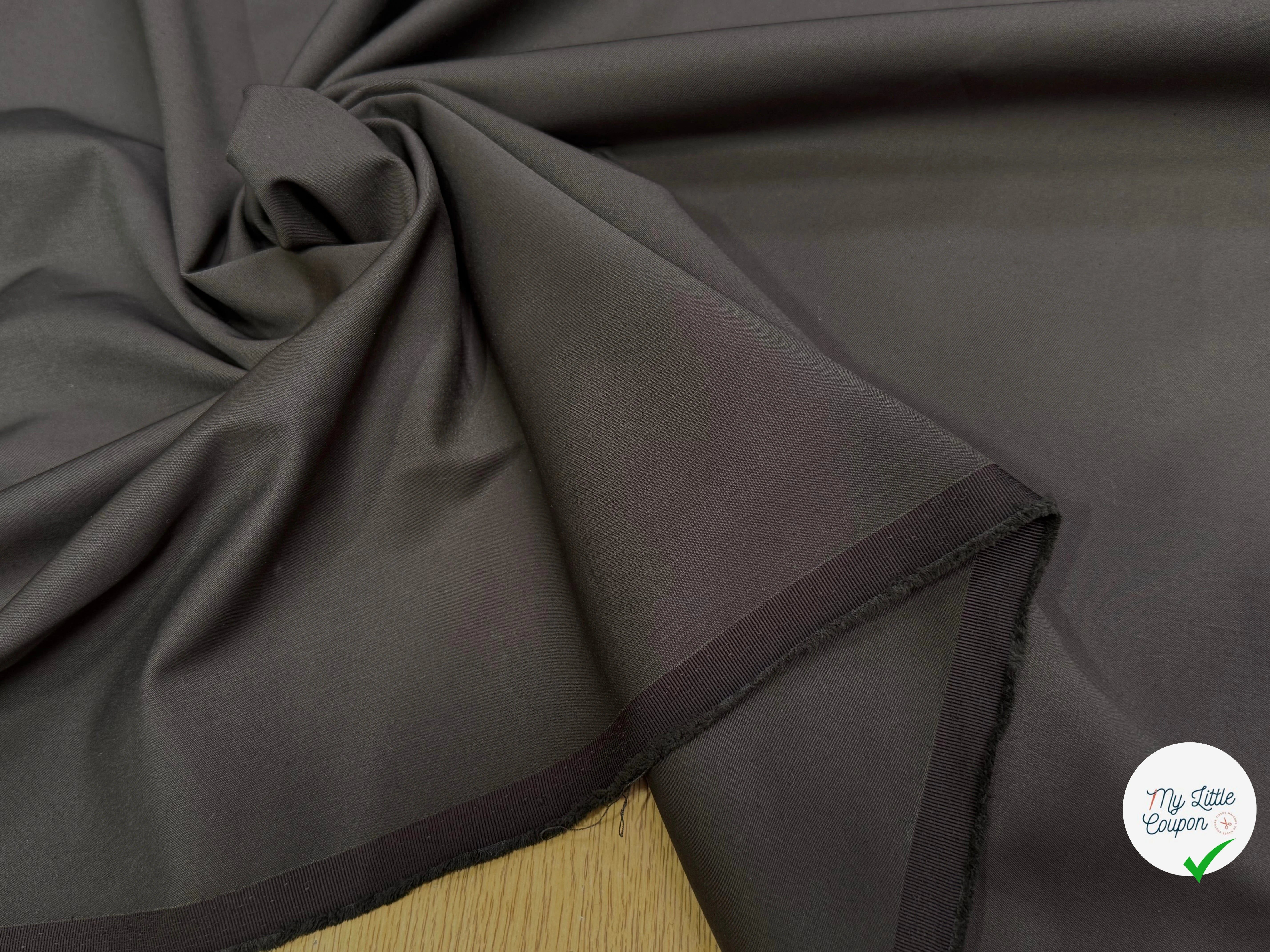 GABARDINE POLYCOTON STRETCH PEAU DE PÊCHE BRUN MASTIC - My Little Coupon