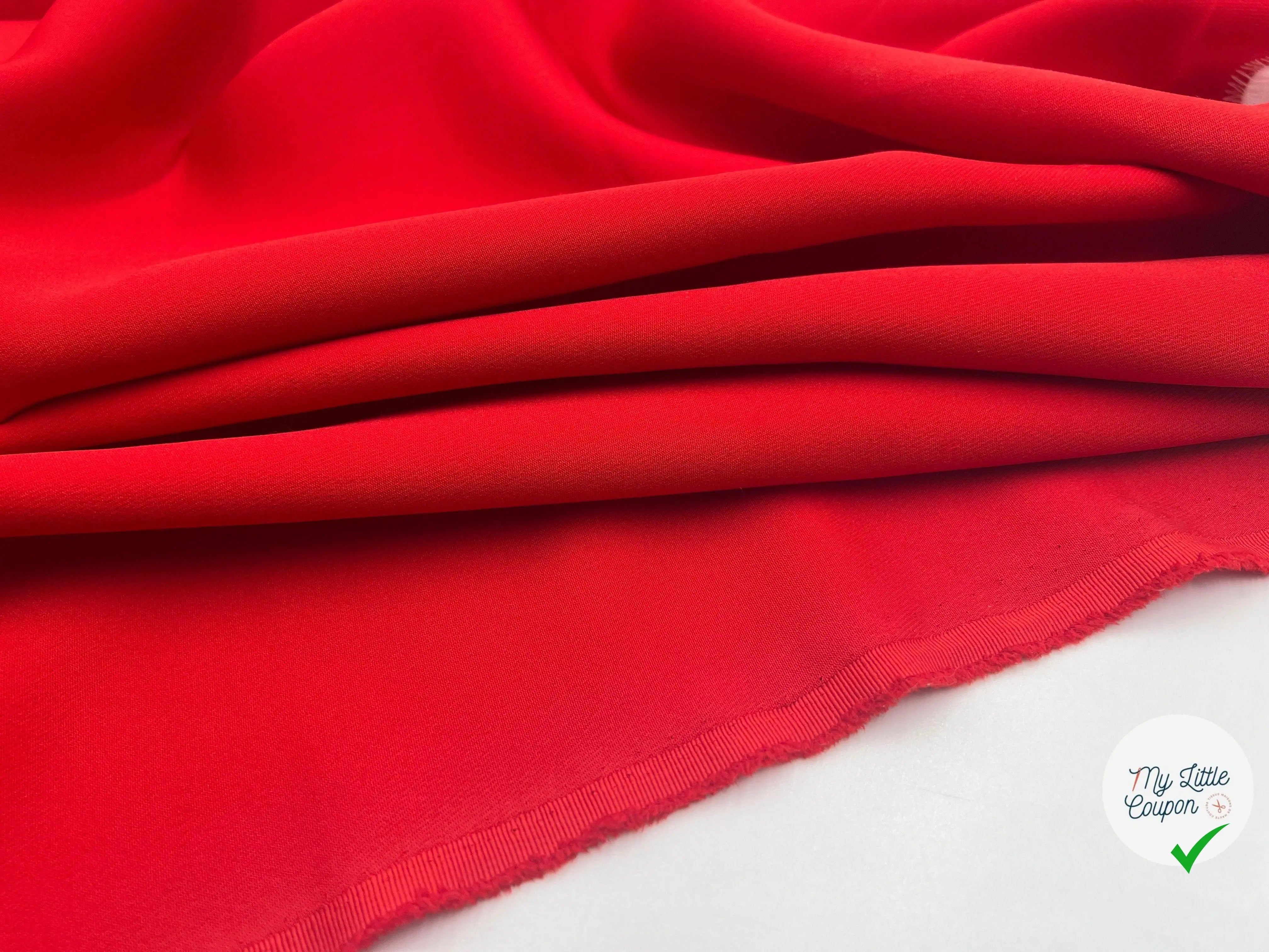 GABARDINE POLYESTER QUALITÉ JAPON ROUGE AMOUR - My Little Coupon - tissu - coudre