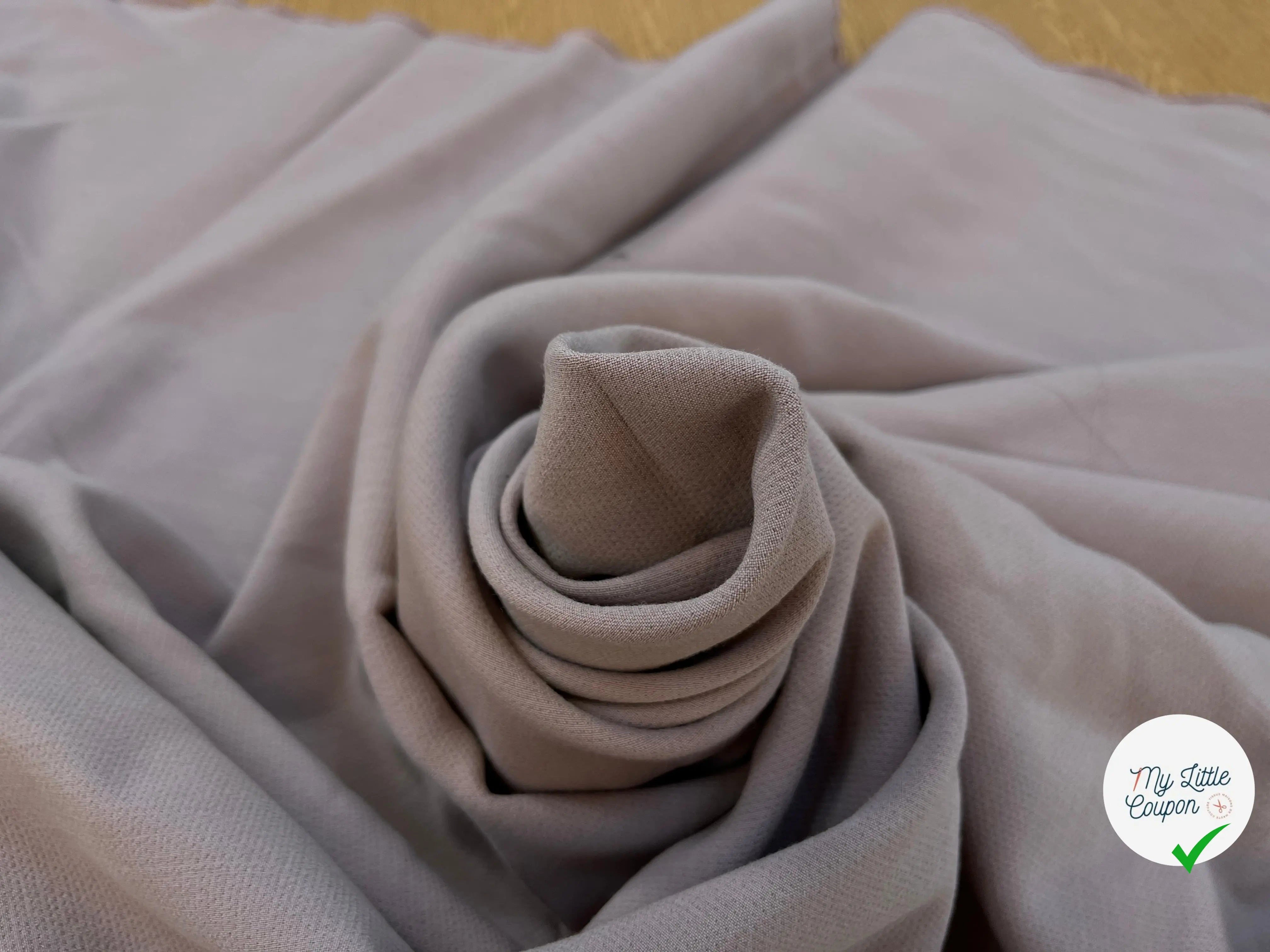 GABARDINE POLYLAINE VIEUX ROSE STRETCH - My Little Coupon