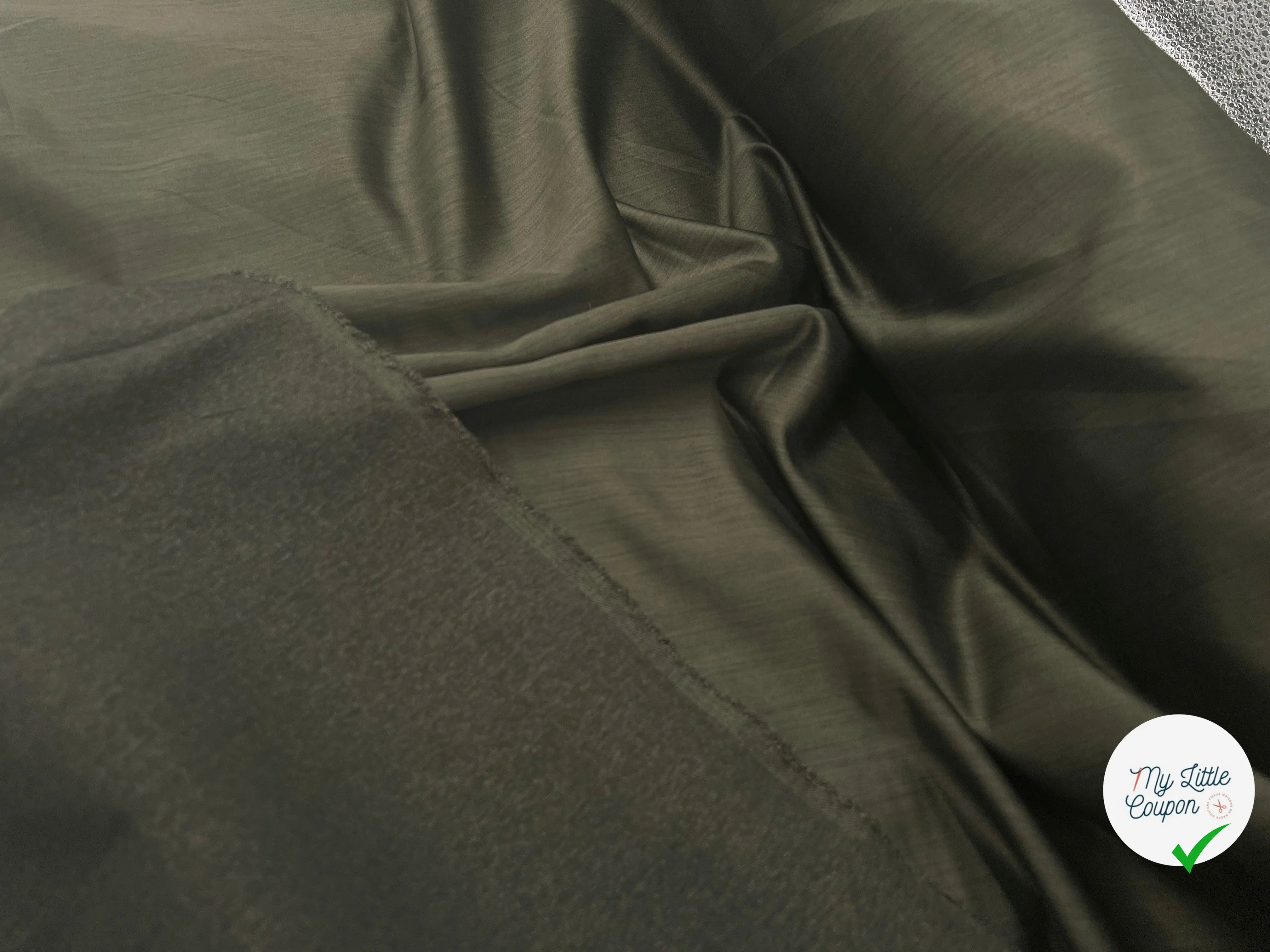 GABARDINE SATINÉE COVER CHINÉ VERT KAKI - My Little Coupon - tissu - coudre