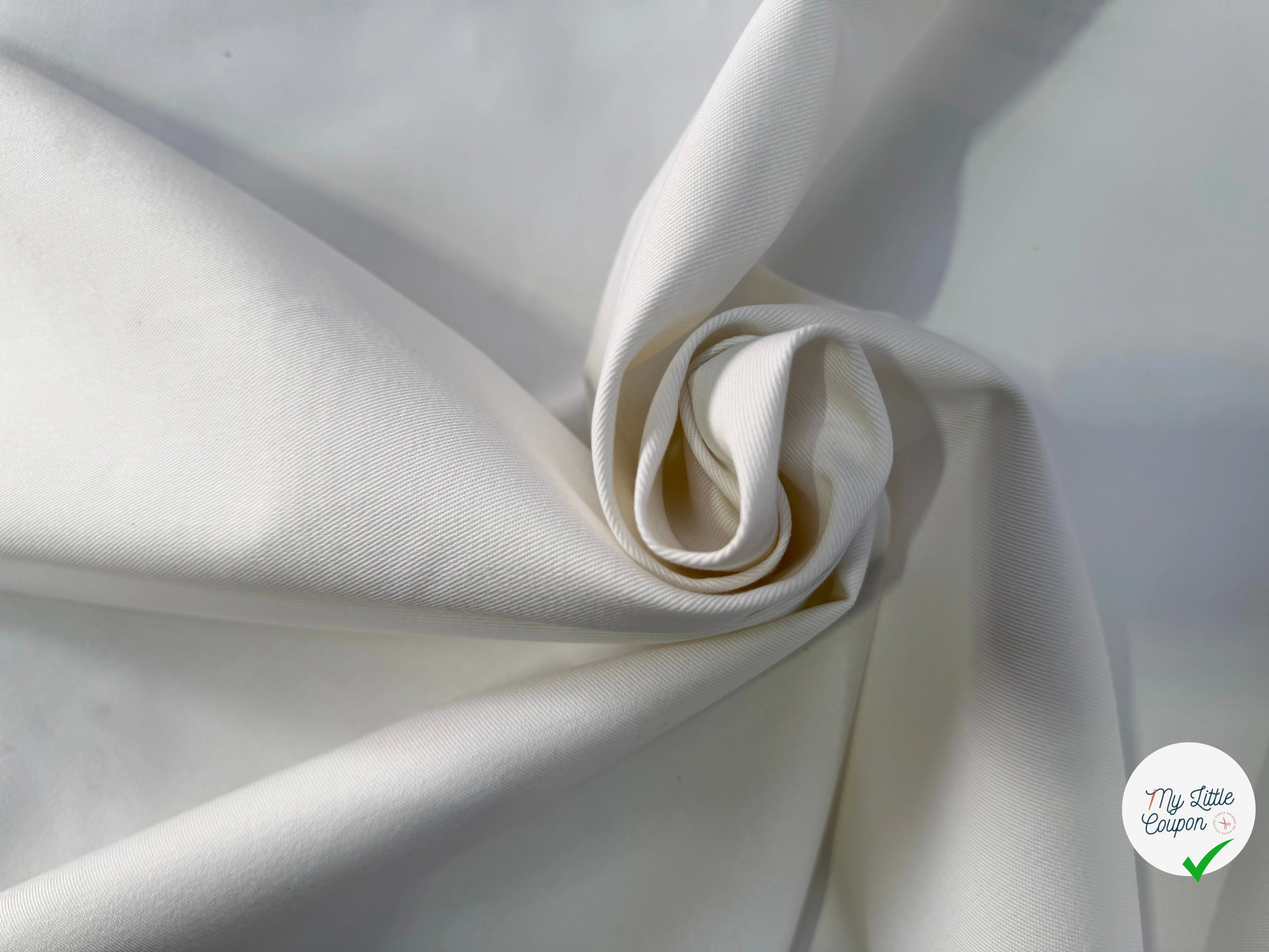 GABARDINE SERGÉE 100% COTON BLANC 802 150 CM - My Little Coupon