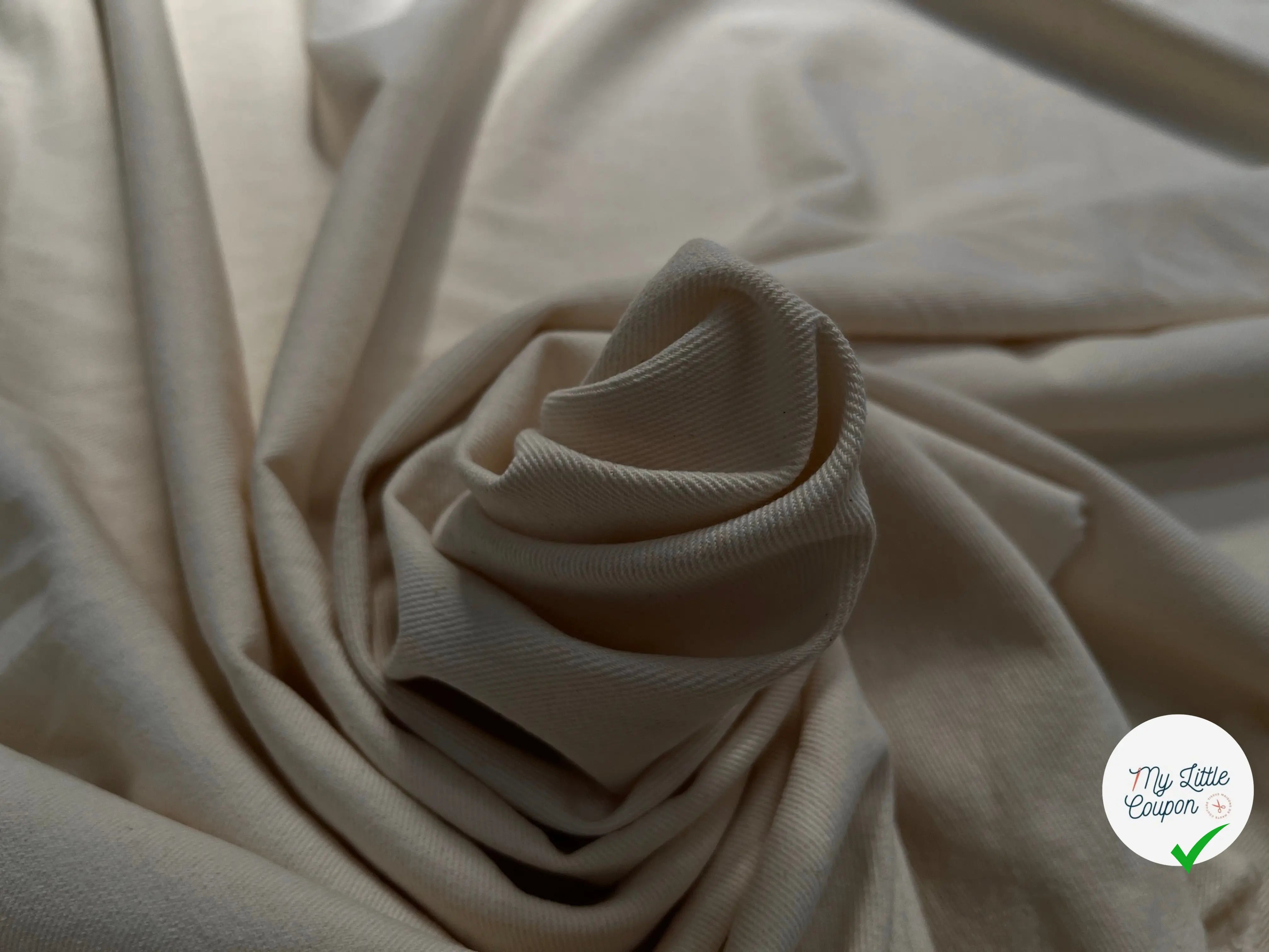GABARDINE SWEAT EFFET TECHNIQUE STRECH BLANC CASSÉ - My Little Coupon
