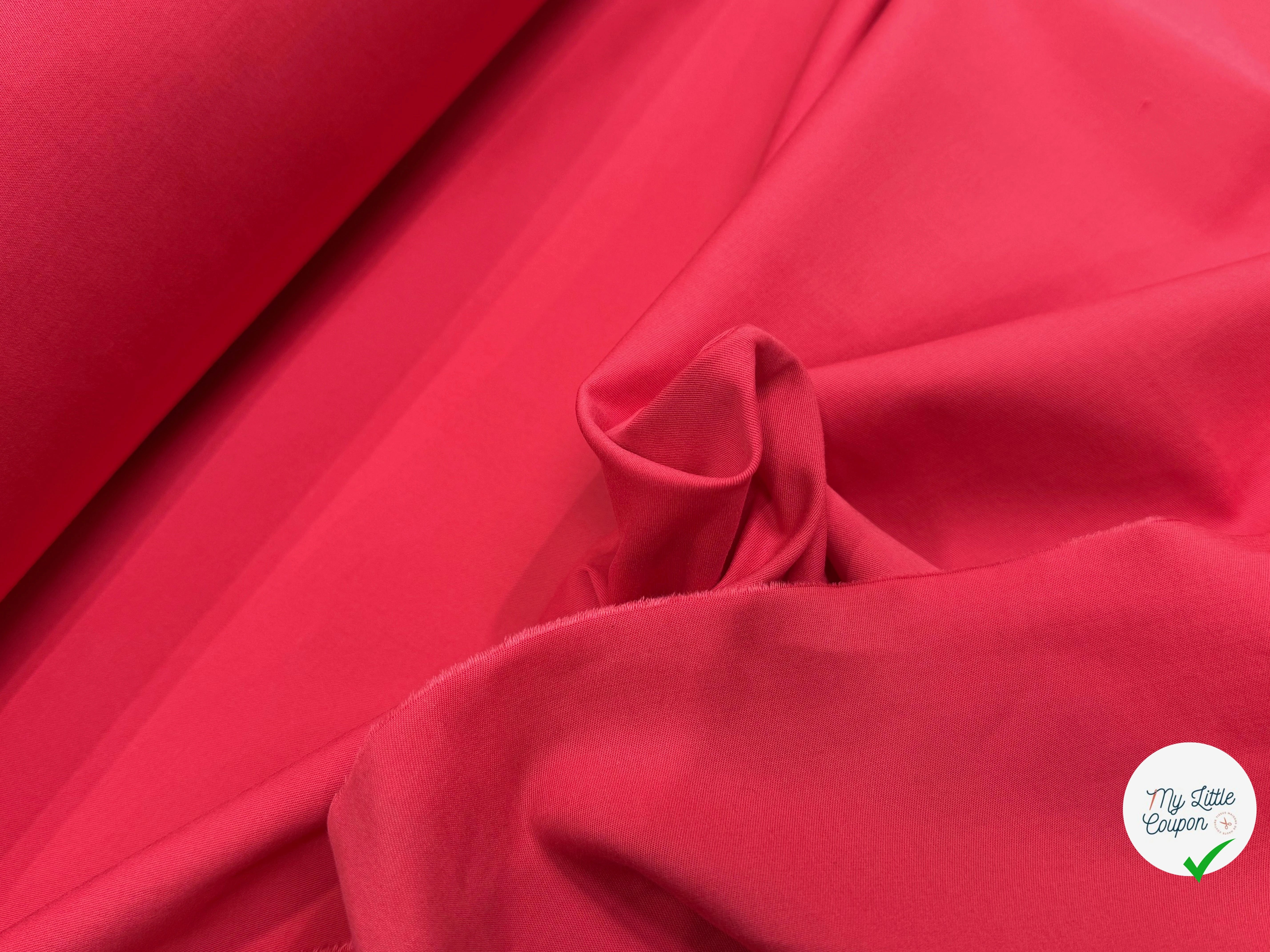 GABRDINE DE COTON ULTRA STRETCH LÉGÈREMENT STRIÉE TRÈS BELLE ROUGE VERT MIGNON - My Little Coupon