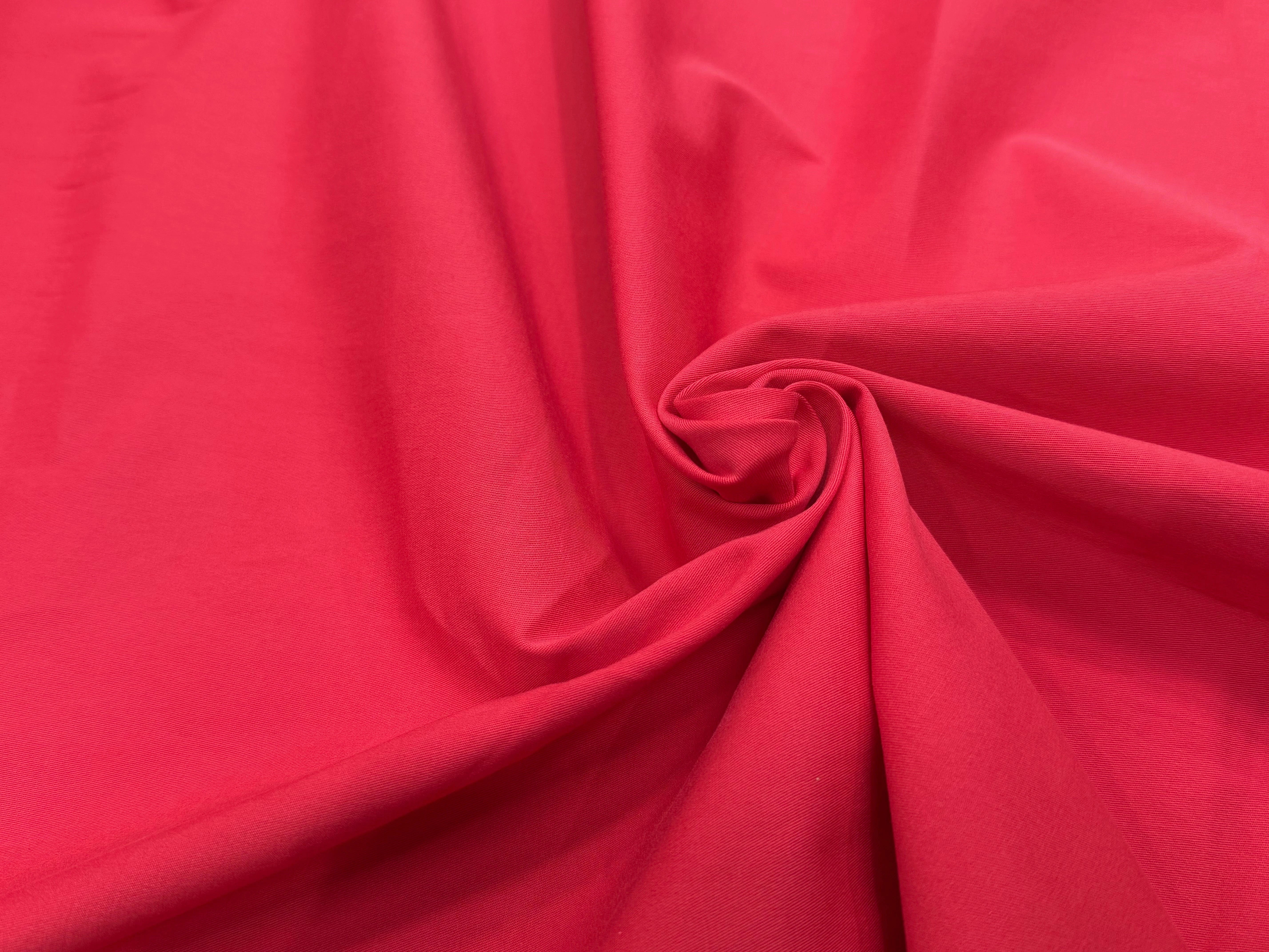 GABRDINE DE COTON ULTRA STRETCH LÉGÈREMENT STRIÉE TRÈS BELLE ROUGE VERT MIGNON - My Little Coupon