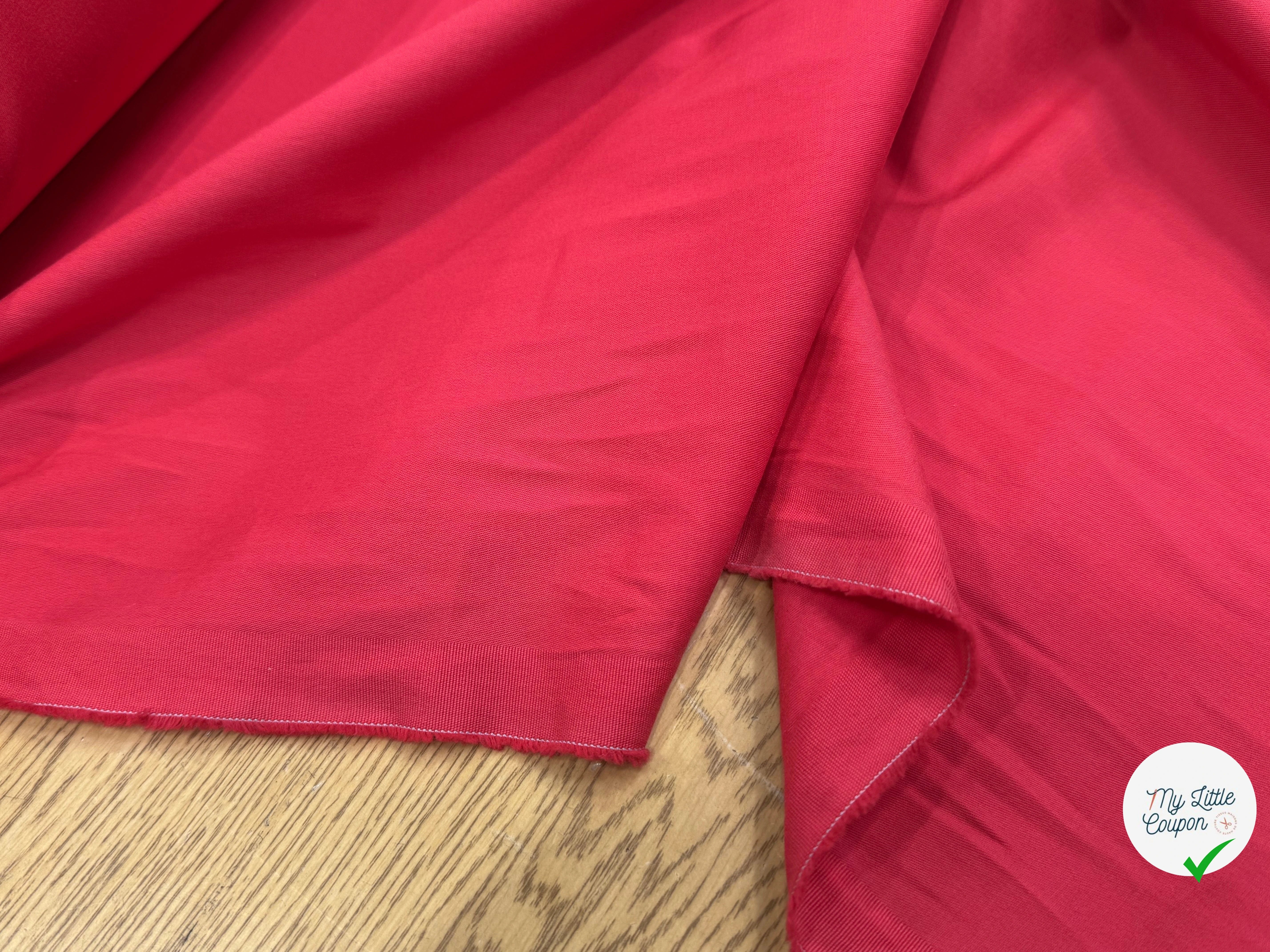 GABRDINE DE COTON ULTRA STRETCH LÉGÈREMENT STRIÉE TRÈS BELLE ROUGE VERT MIGNON - My Little Coupon