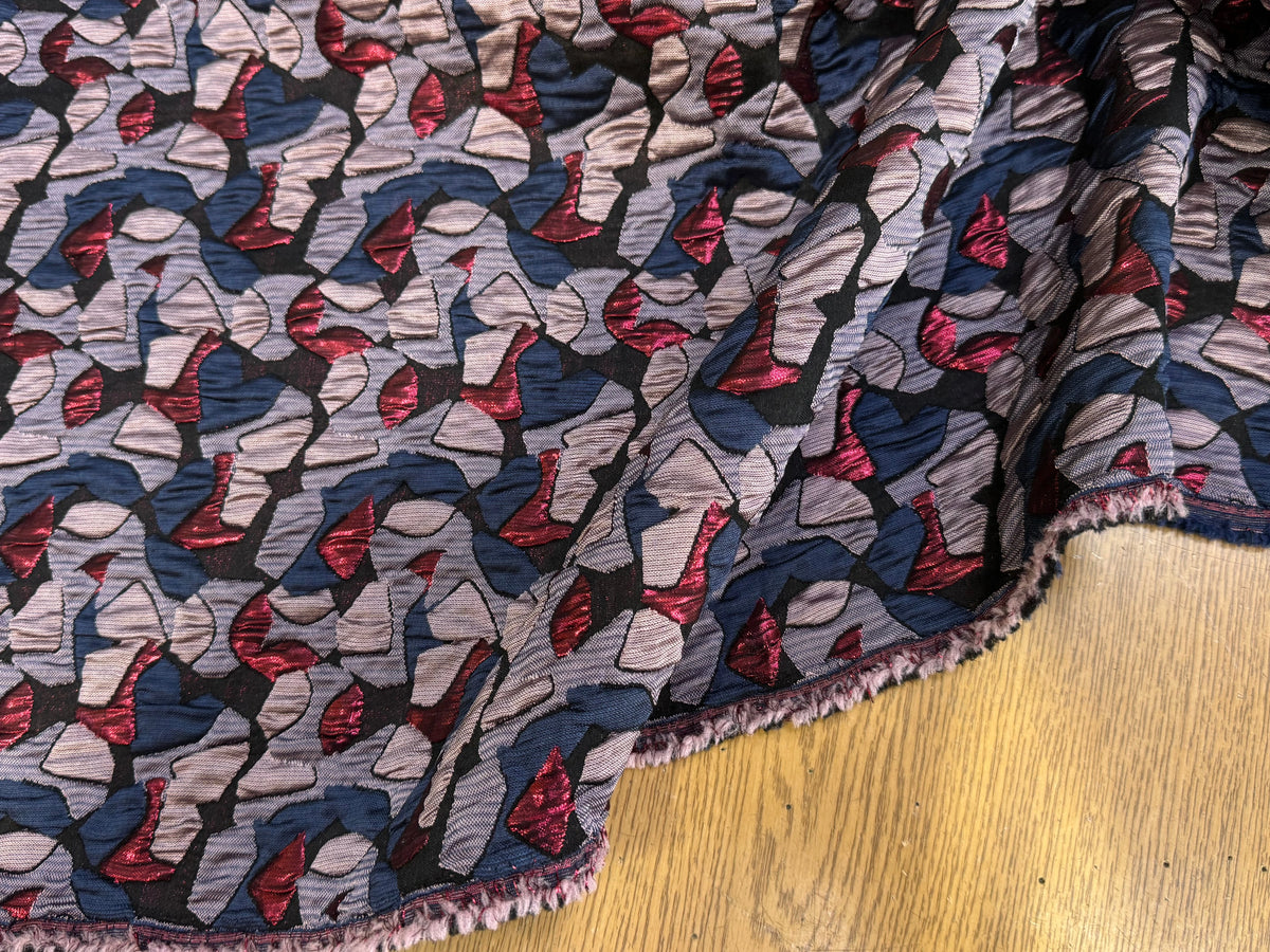 JACQUARD CLOQUÉ MOTIF ABSTRAIT MULTICOLORE - My Little Coupon