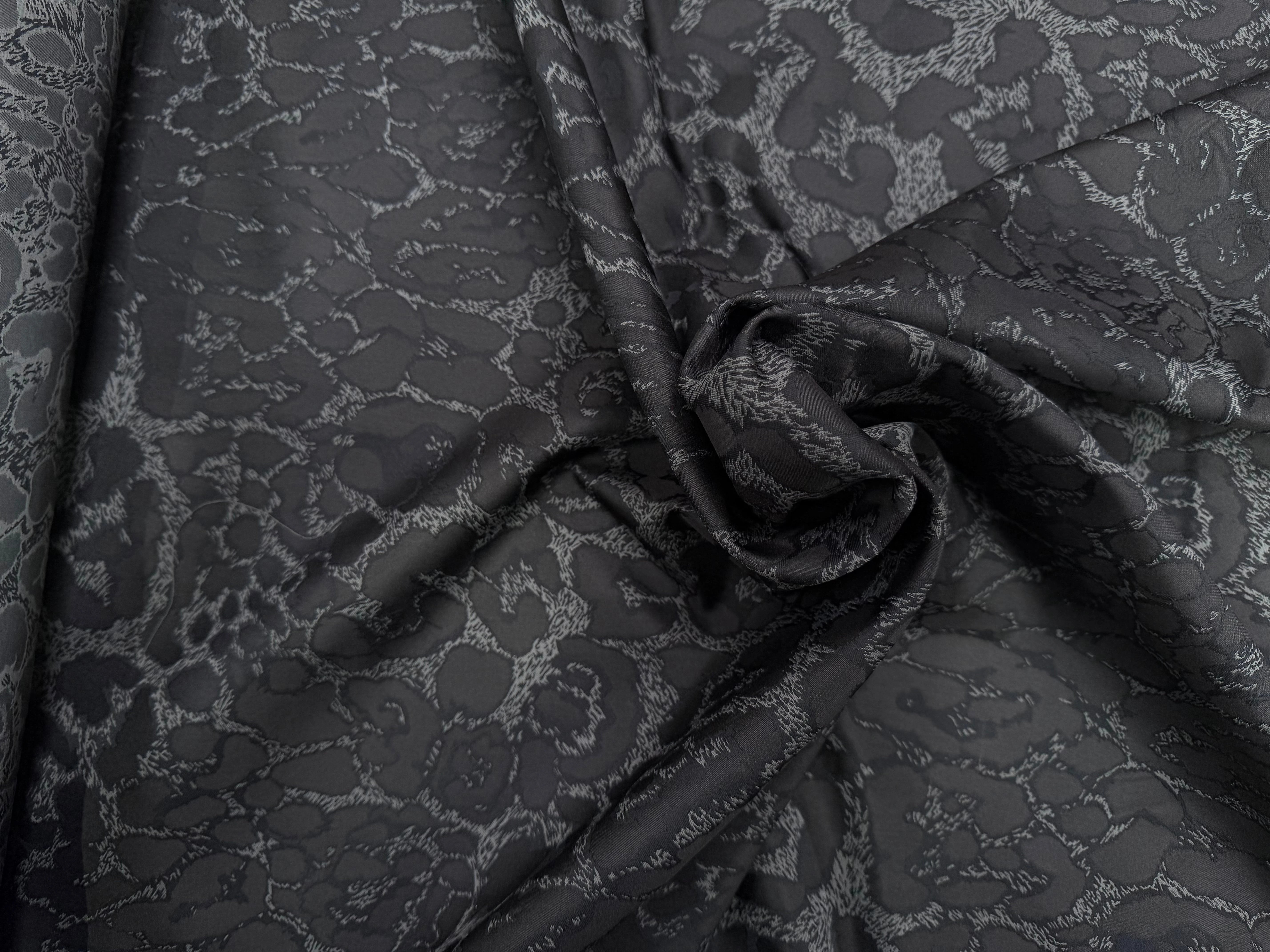JACQUARD LEOPARD 28% SOIE INDIA - My Little Coupon