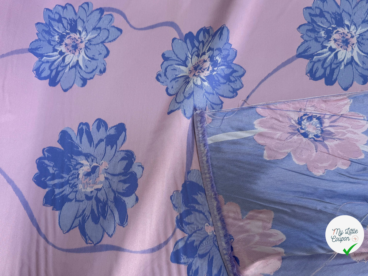 JACQUARD LISSE MOTIFS FLORAUX BLEUS FOND VIEUX ROSE - My Little Coupon