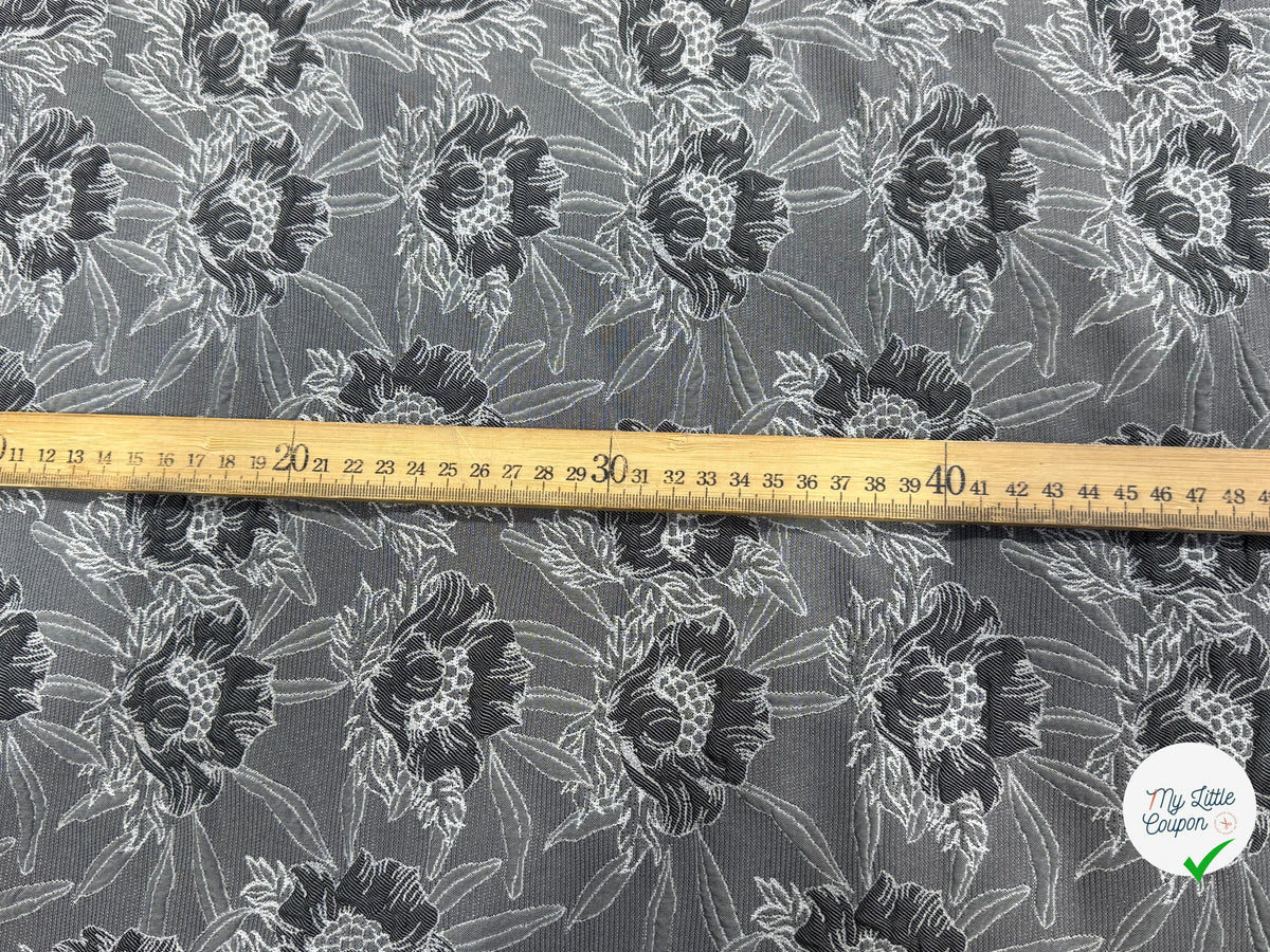 JACQUARD MOTIFS FLORAUX FOND GRIS - My Little Coupon