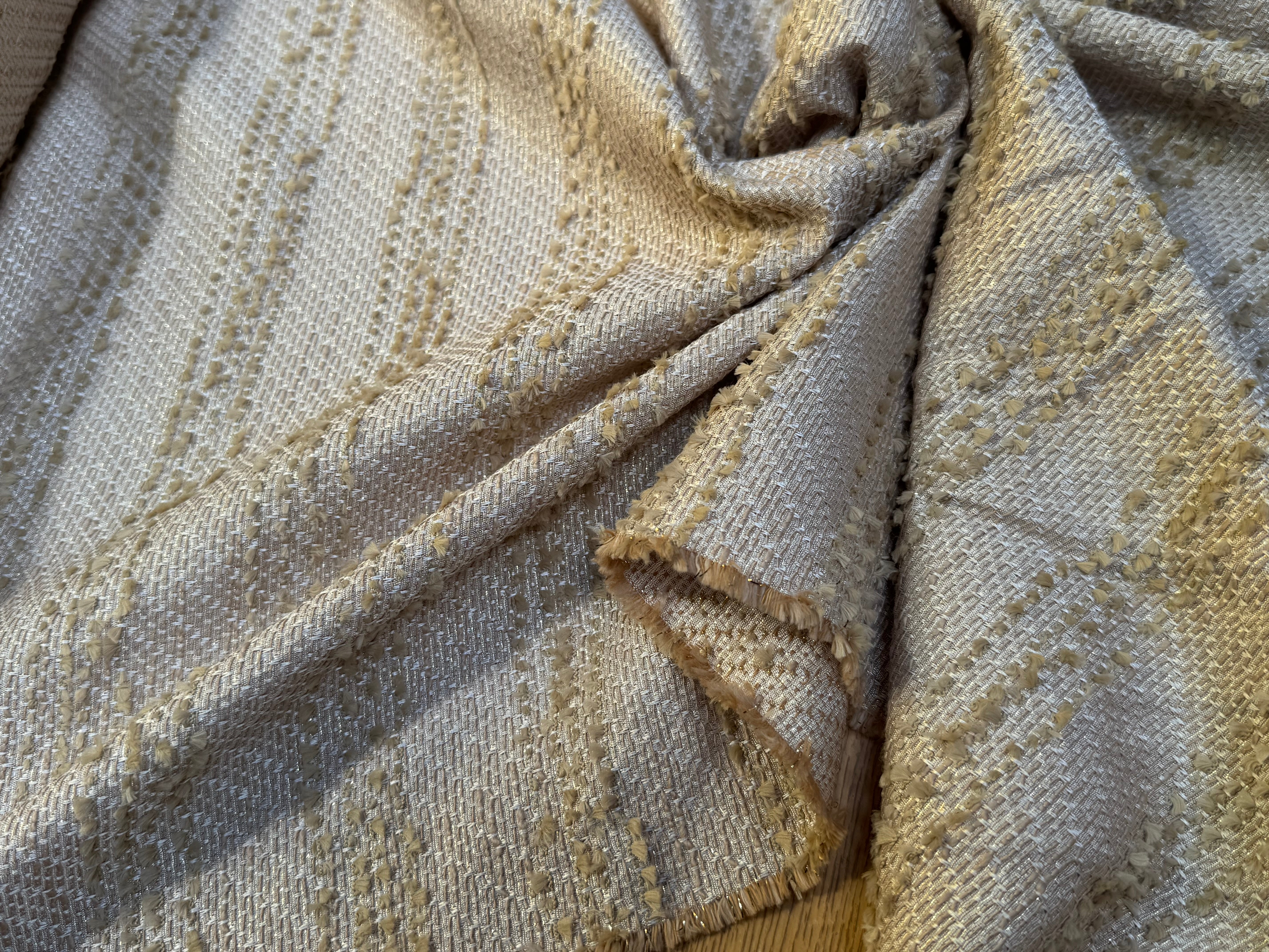 JACQUARD POLYVISCOSE SOUPLE BEIGE - My Little Coupon