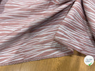JACQUARD RAYURES FAÇON ANIMA ROSE PÂLE - My Little Coupon
