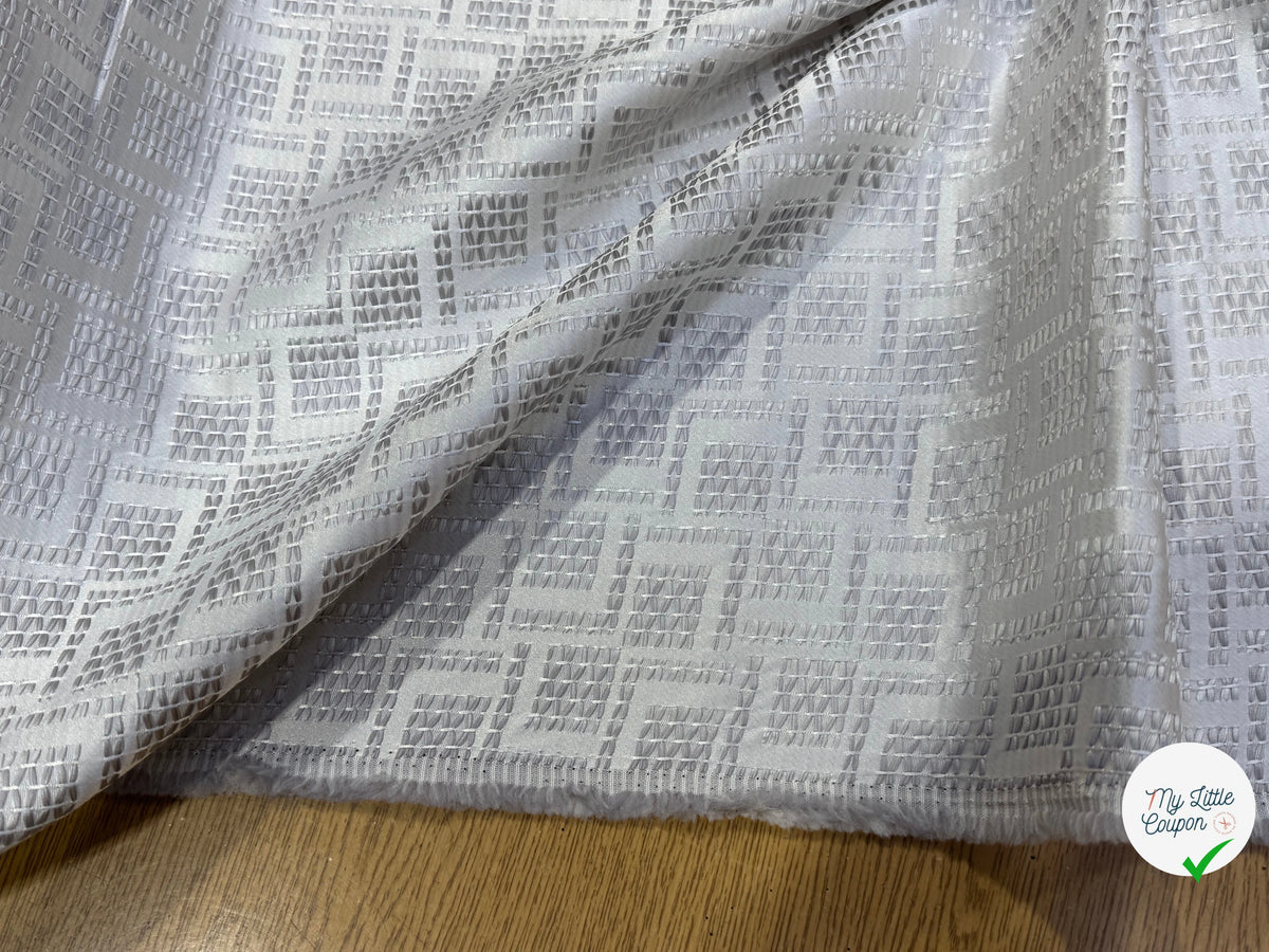 JACQUARD TISSÉ MOTIFS GÉOMÉTRIQUES BLEU GRIS LAVANDE - My Little Coupon