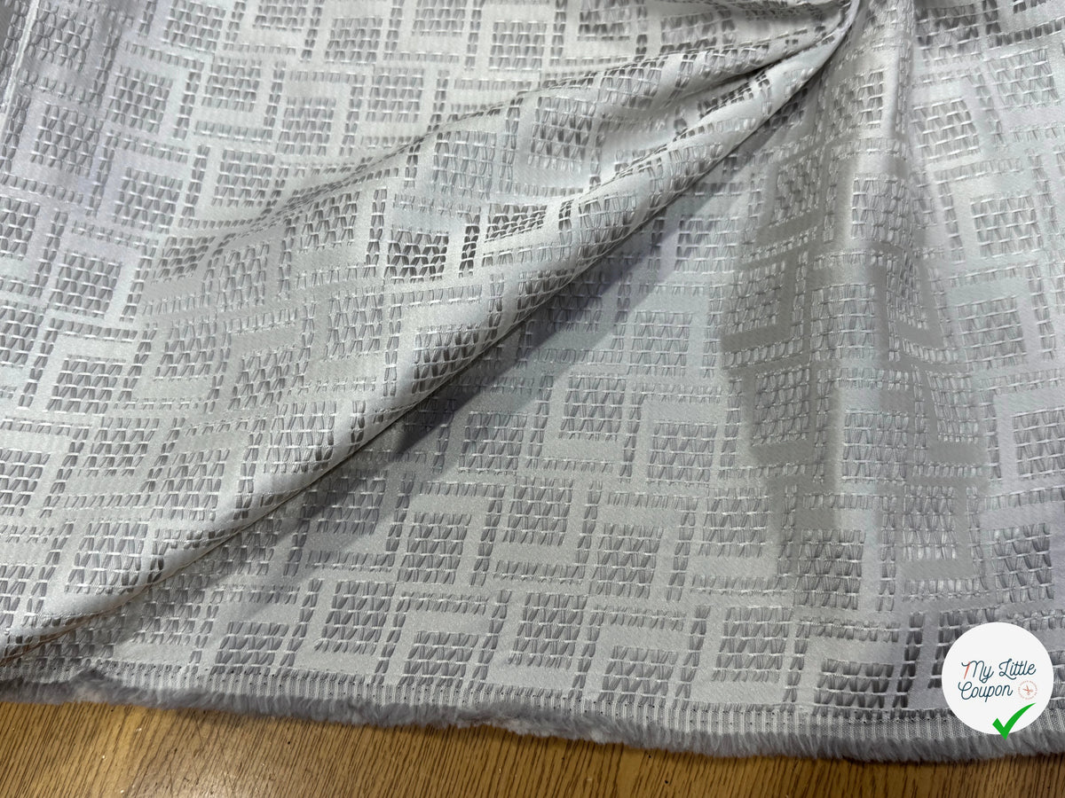 JACQUARD TISSÉ MOTIFS GÉOMÉTRIQUES BLEU GRIS LAVANDE - My Little Coupon