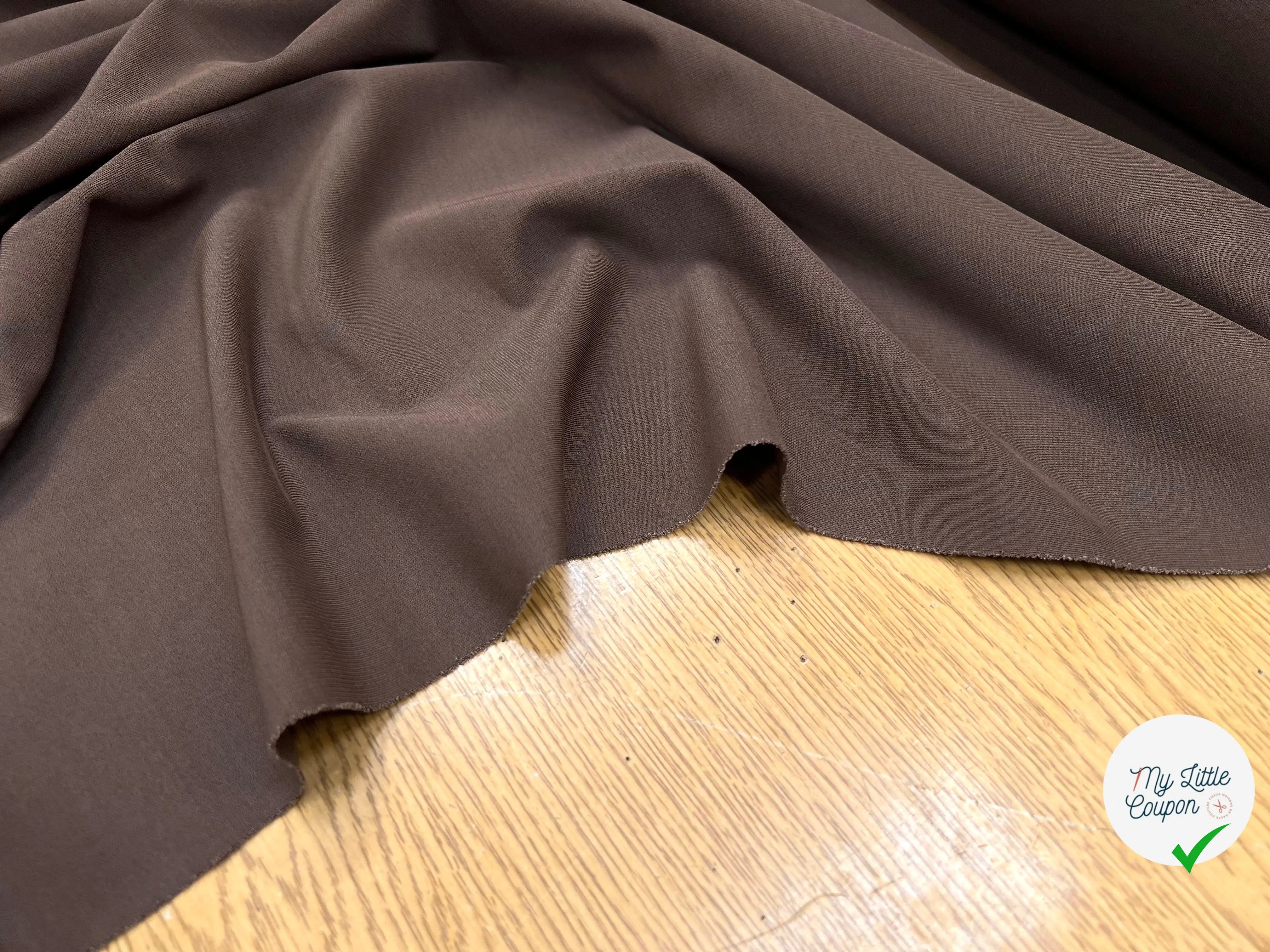 JERSEY ASPECT CRÊPE VISCOSE FROIDE 8% EA MARRON - My Little Coupon