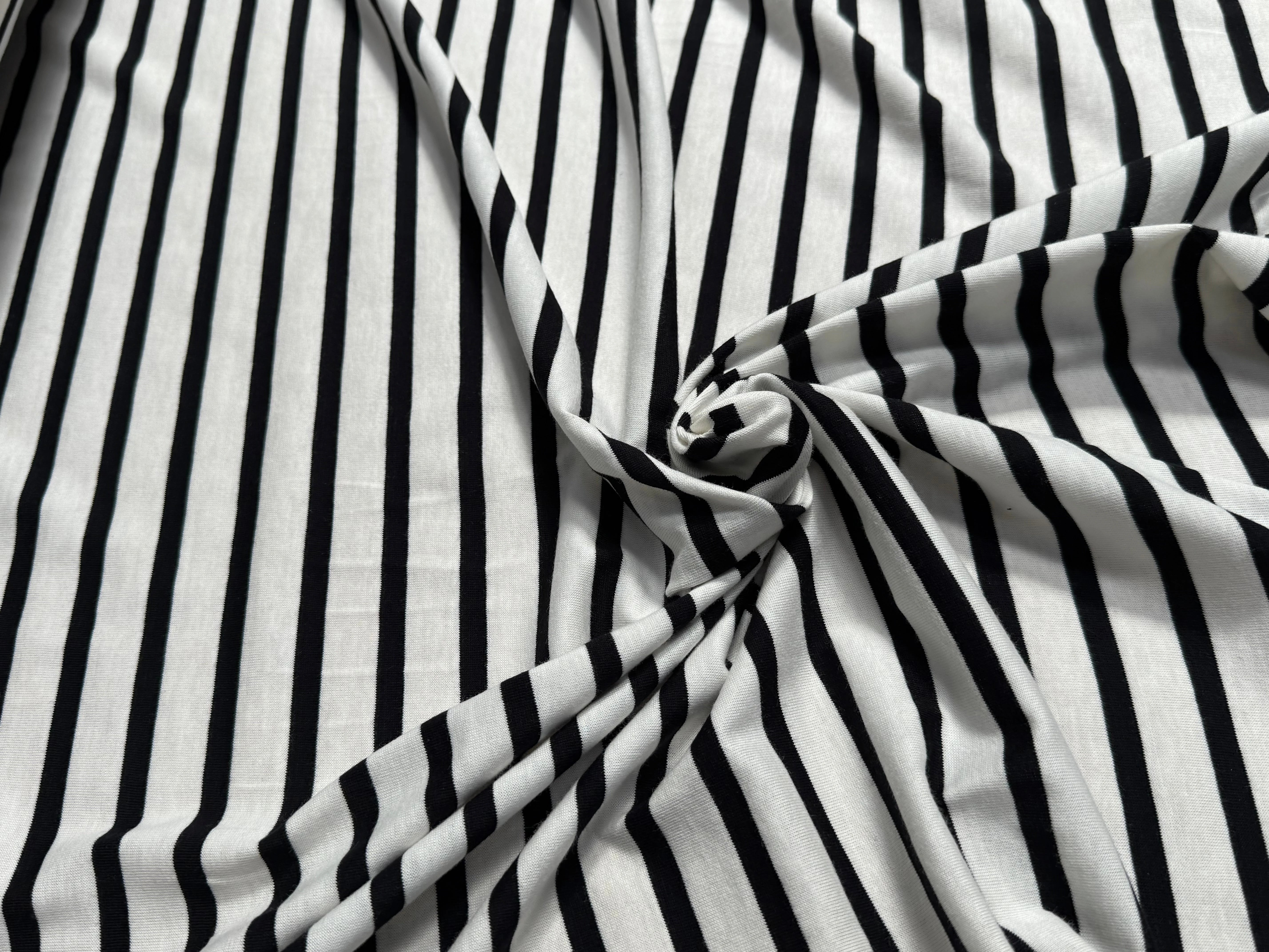 JERSEY DE COTON MARINIÈRE RAYURES SWAN/NOIR 145 - My Little Coupon