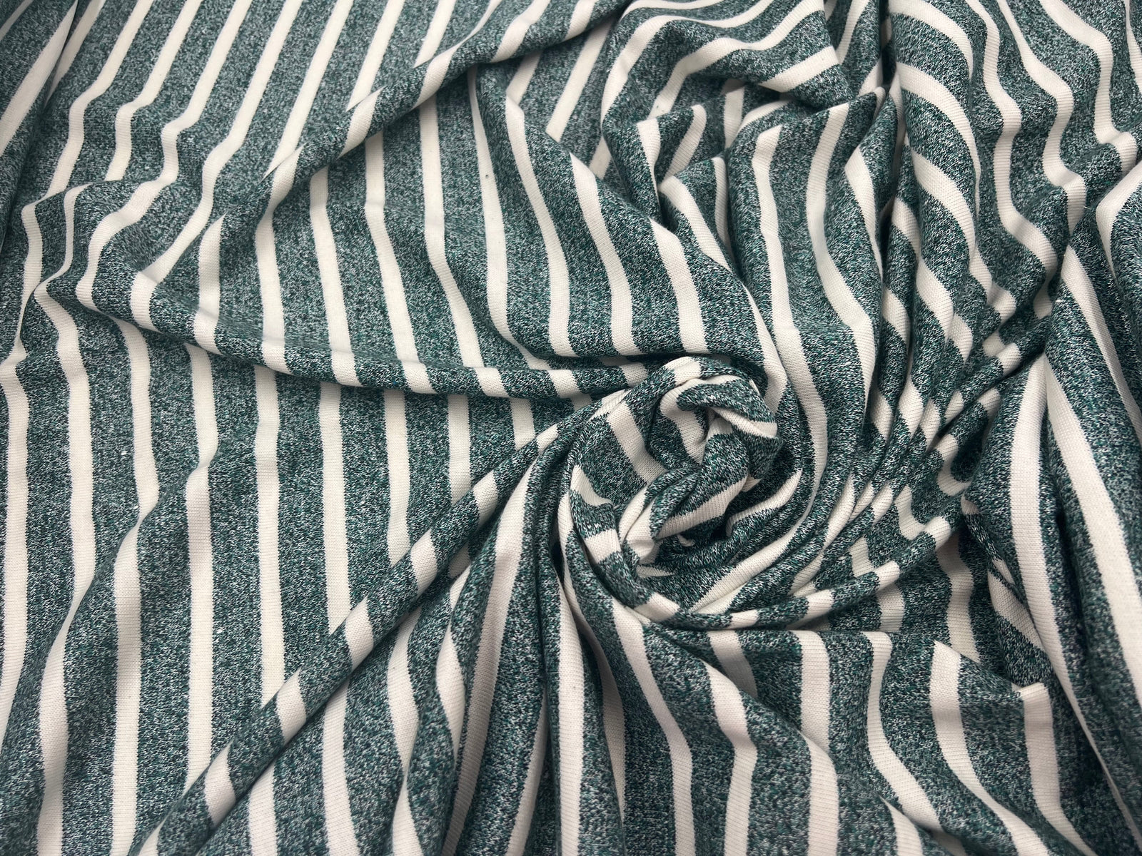 JERSEY DE COTON RAYURES ECRU FOND VERT CHINE MSO