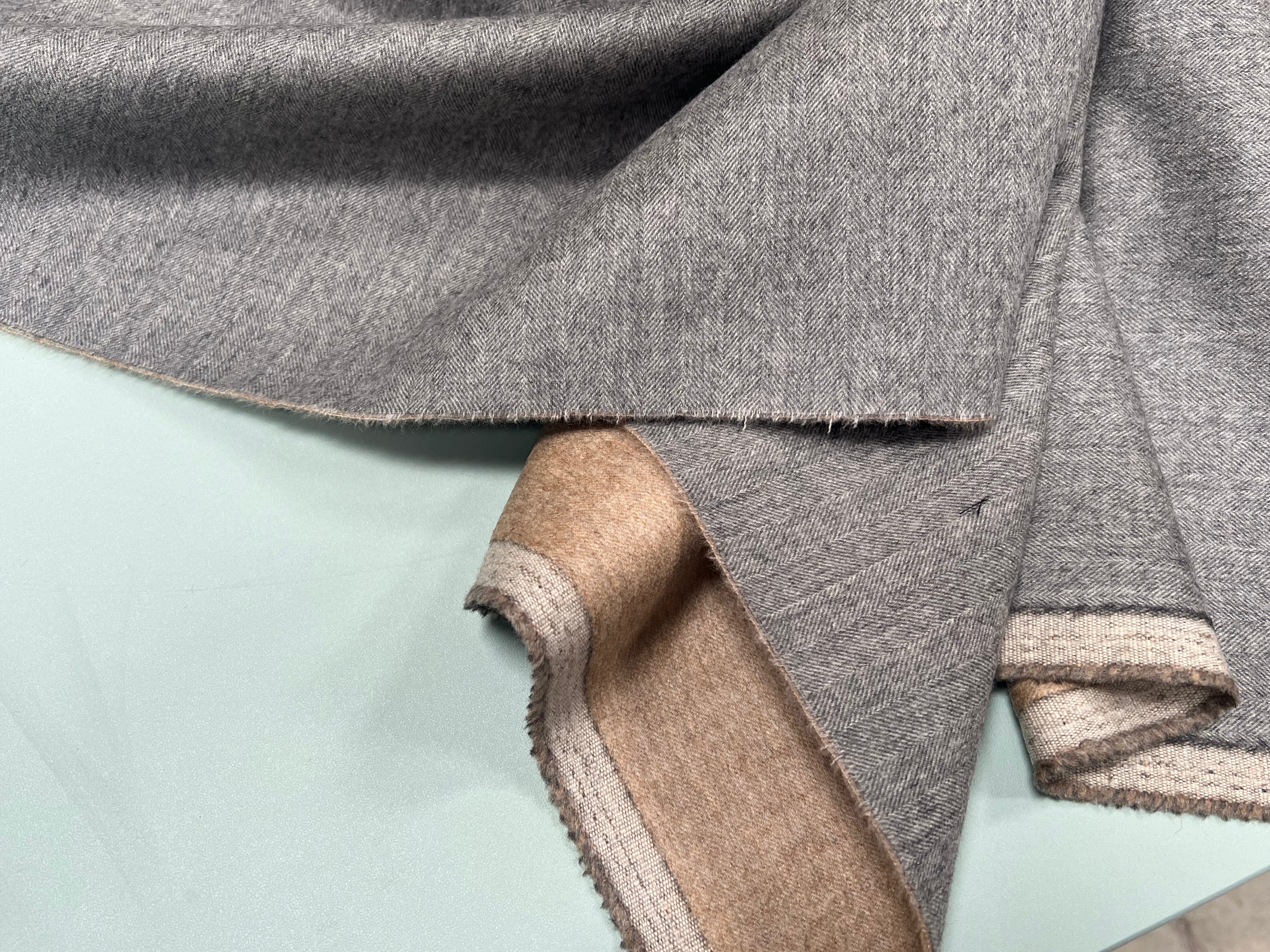 LAINAGE 100% CACHEMIRE DOUBLE FACE BEIGE ET GRIS - My Little Coupon