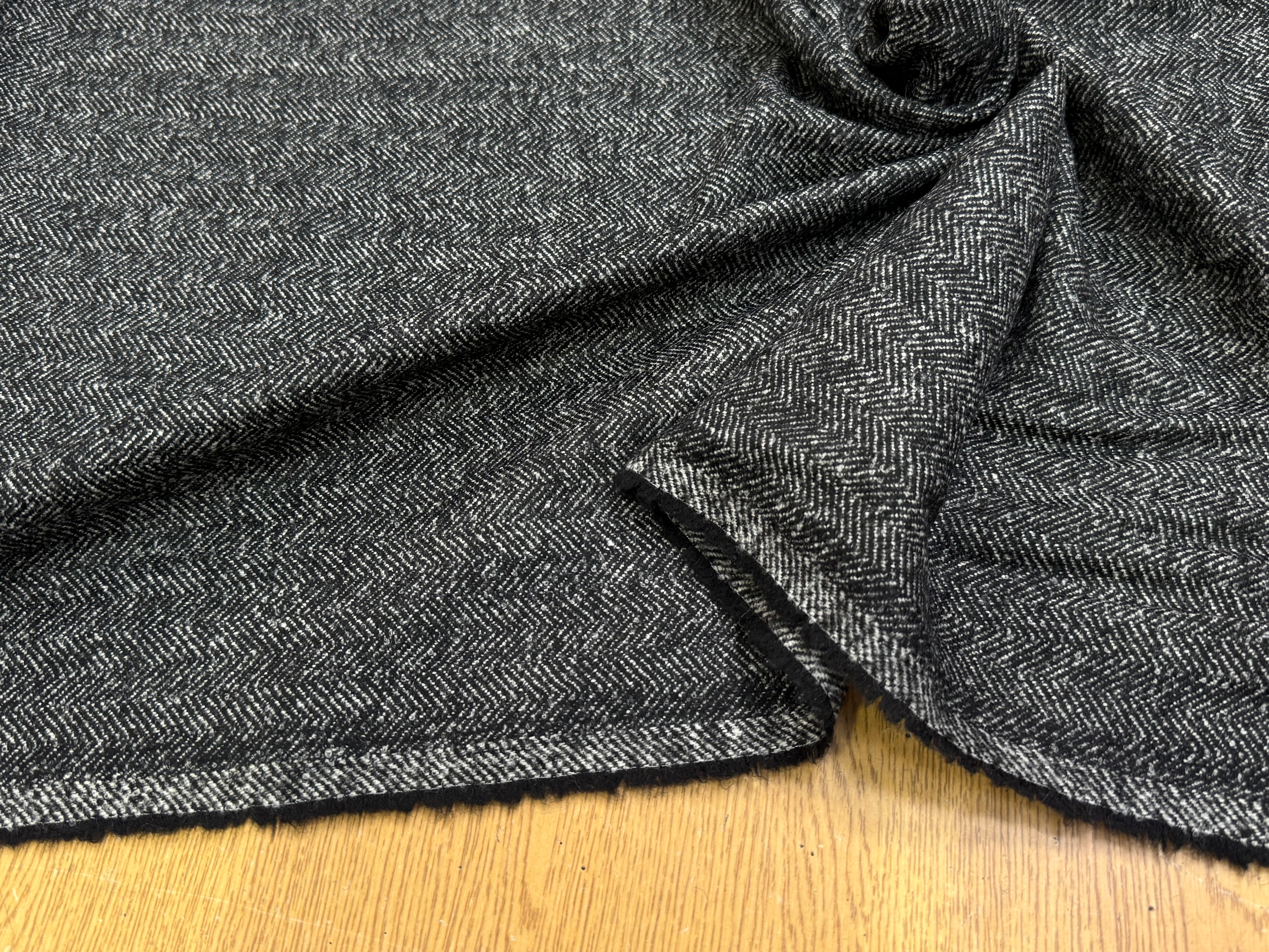 DRAPERIE CHEVRON DE LAINE GRIS CHINÉ TOUCHER DOUX - My Little Coupon