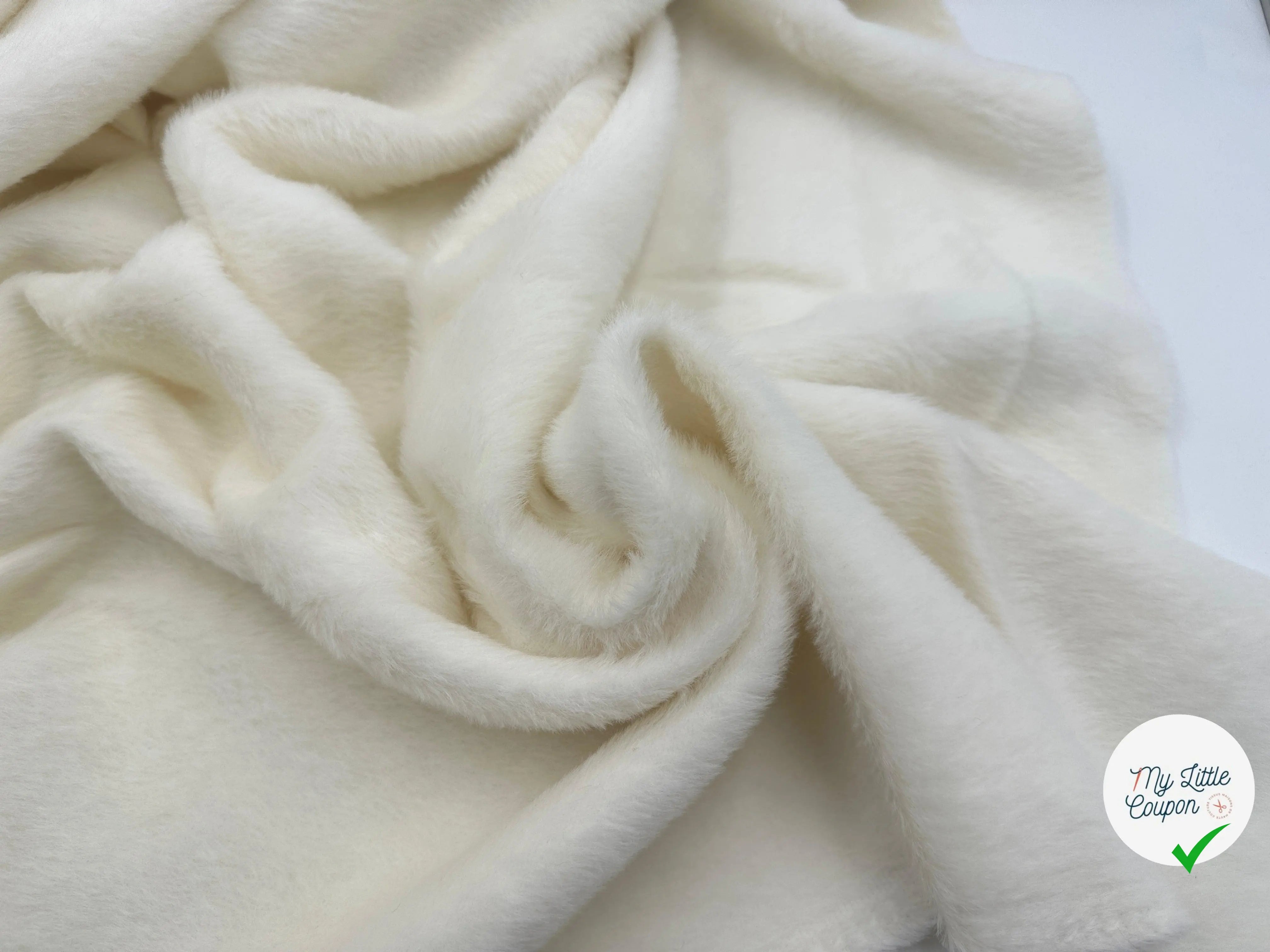 LAINAGE MANTEAU ALPAGA ASPECT FOURRURE BLANC CASSÉ PRESTIGE - My Little Coupon - tissu - coudre