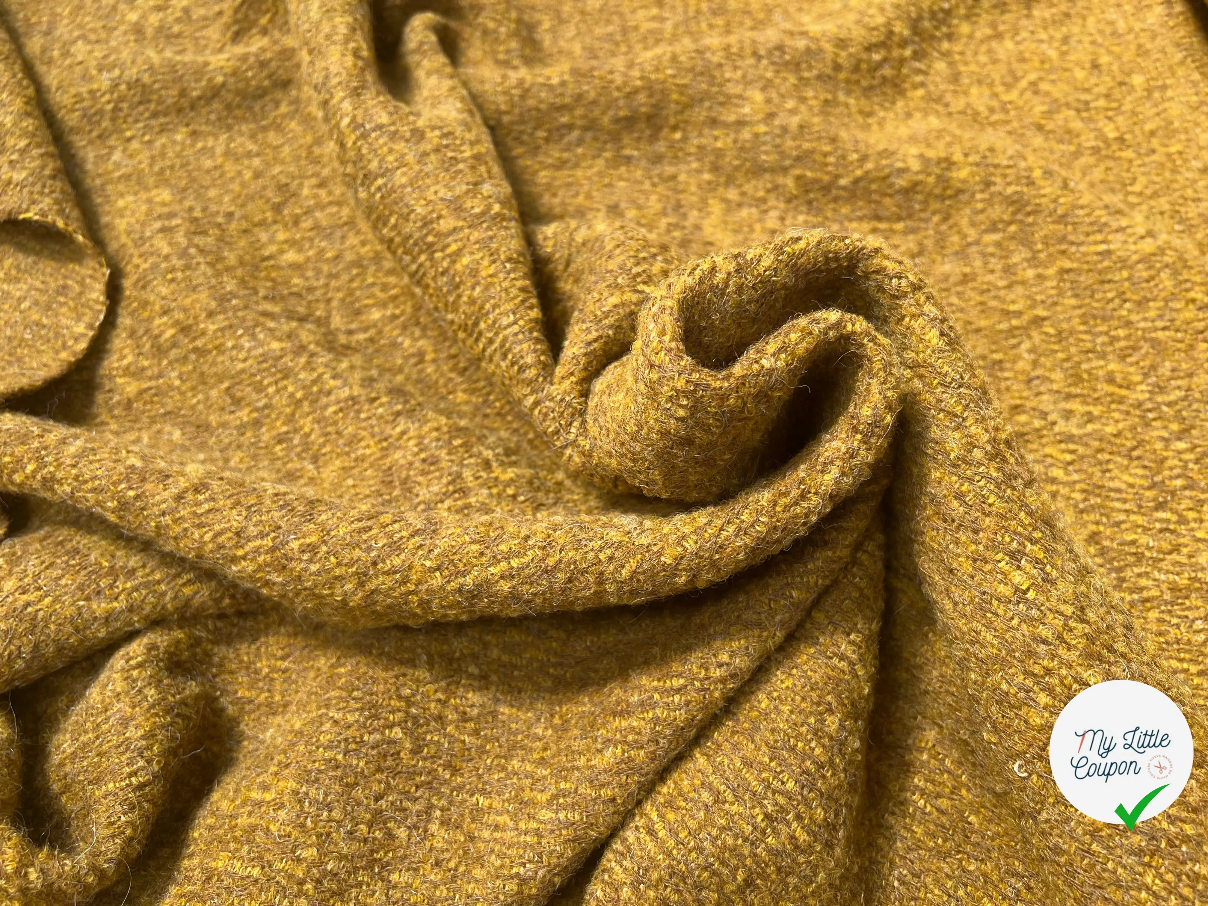 LAINAGE MANTEAU BOUCLETTE LAINE MERINOS MOUTARDE - My Little Coupon
