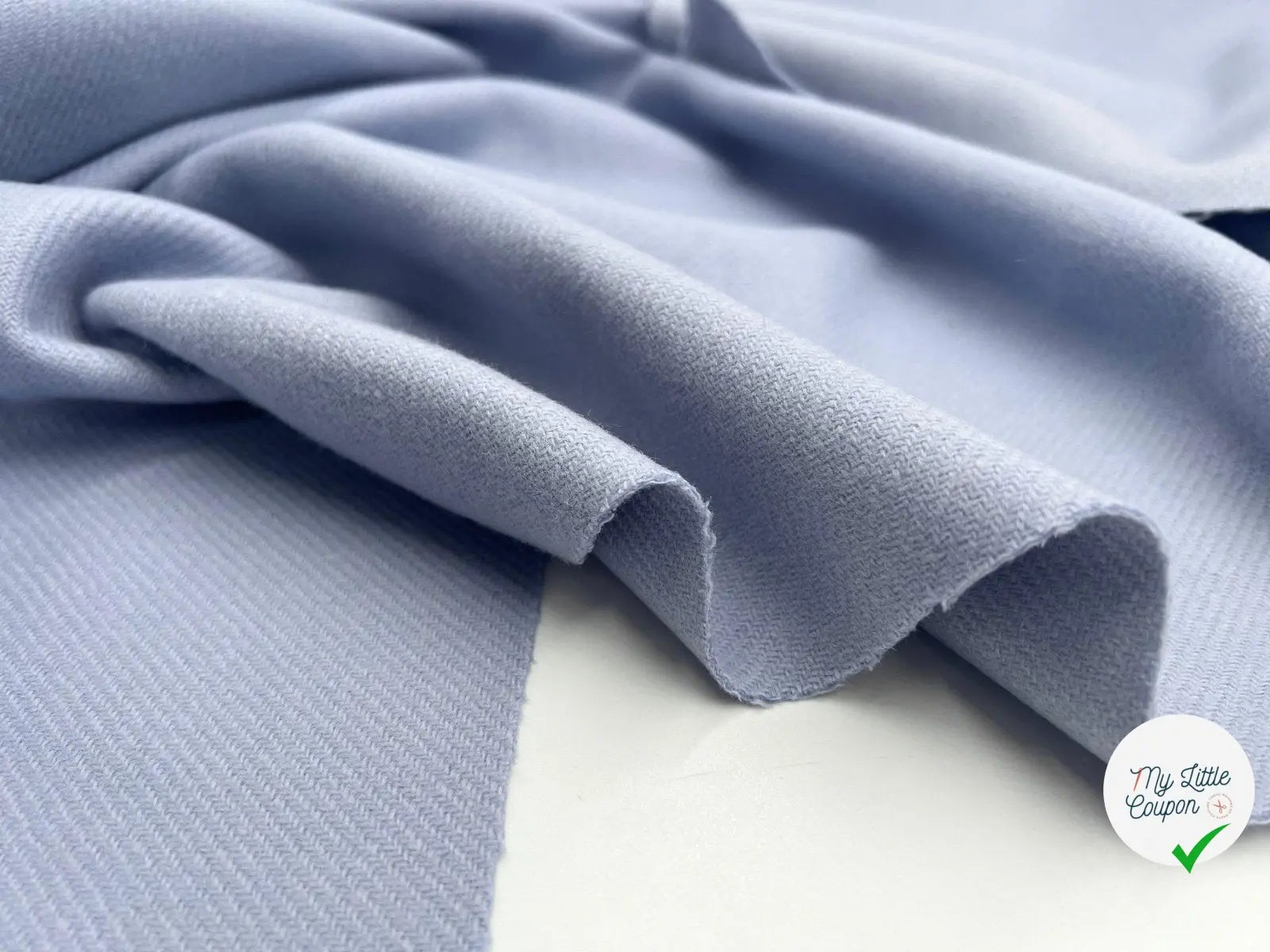 LAINAGE MANTEAU LÉGÈREMENT STRIÉ SUBLIME BLEU BÉBÉ - My Little Coupon - tissu - coudre