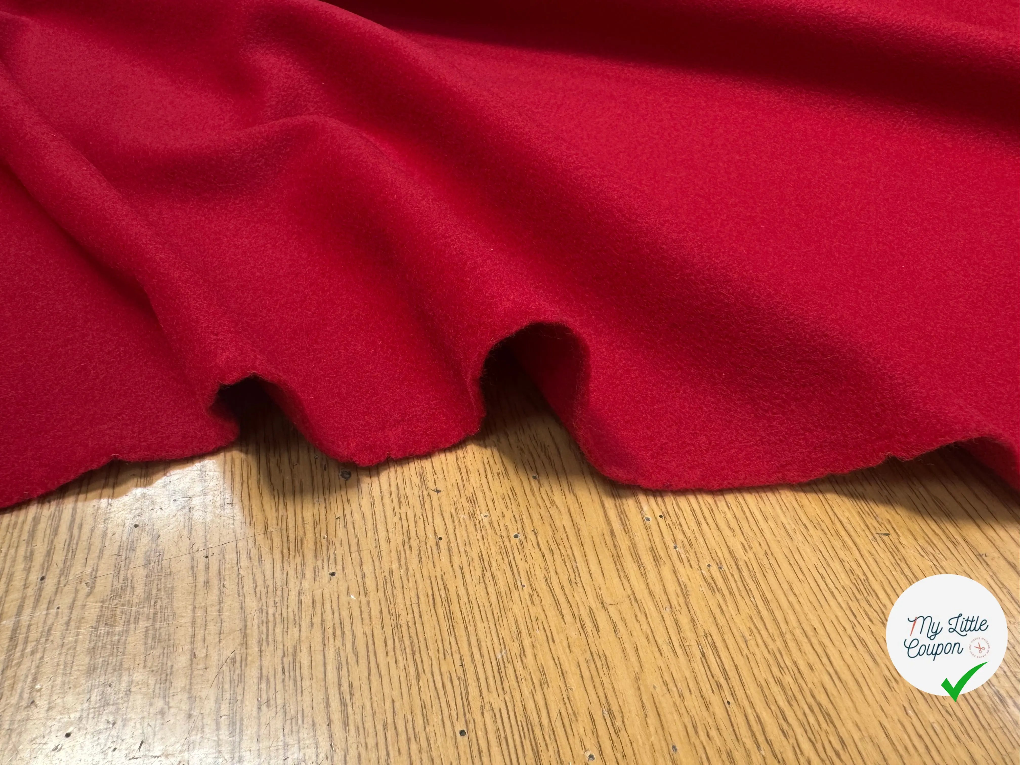 LAINAGE MANTEAU ROUGE CERISE UNI - My Little Coupon