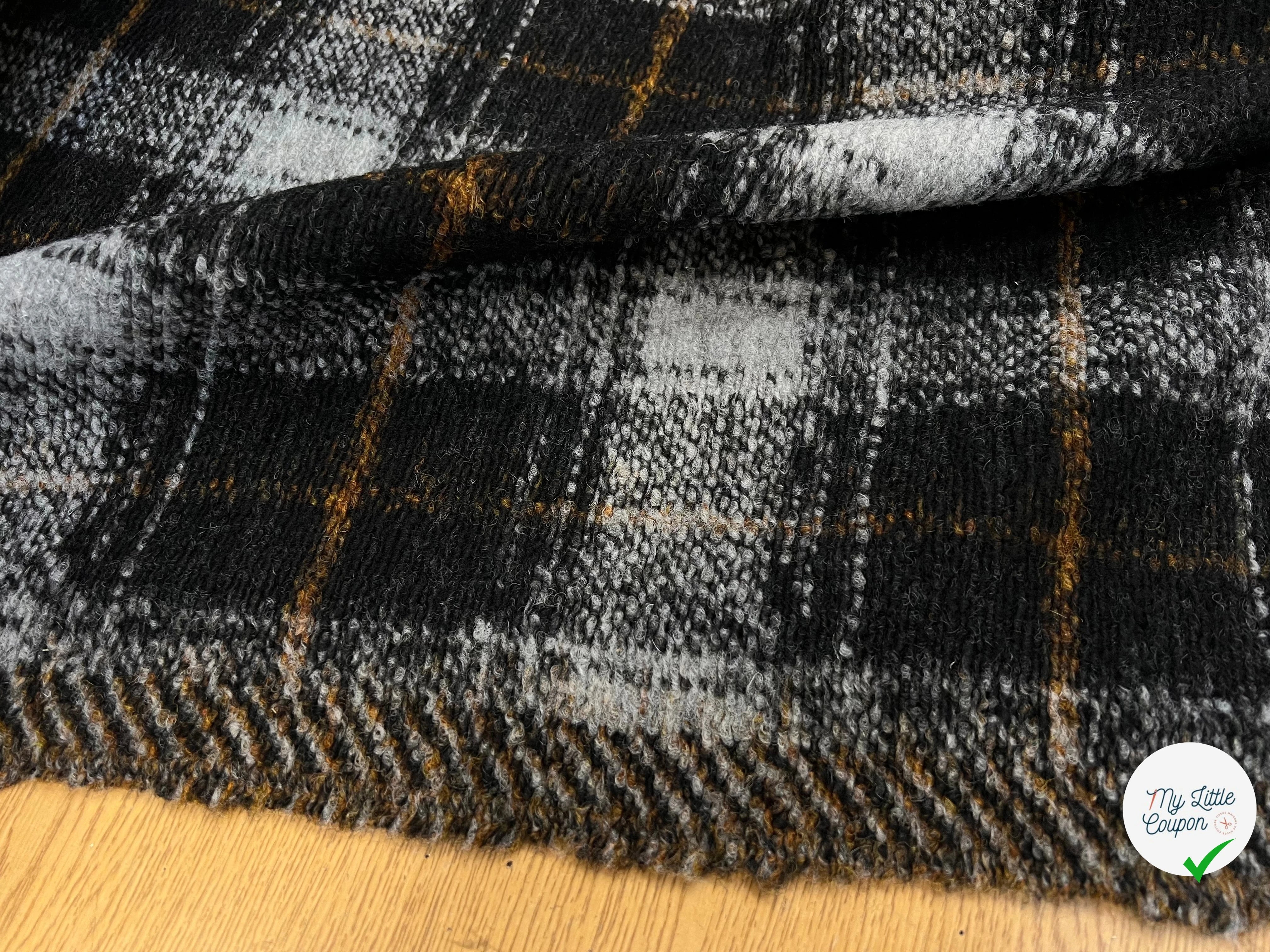 LAINAGE MANTEAU TRICOTÉ 63% LAINE PRINCE DE GALLES NOIR & GRIS - My Little Coupon