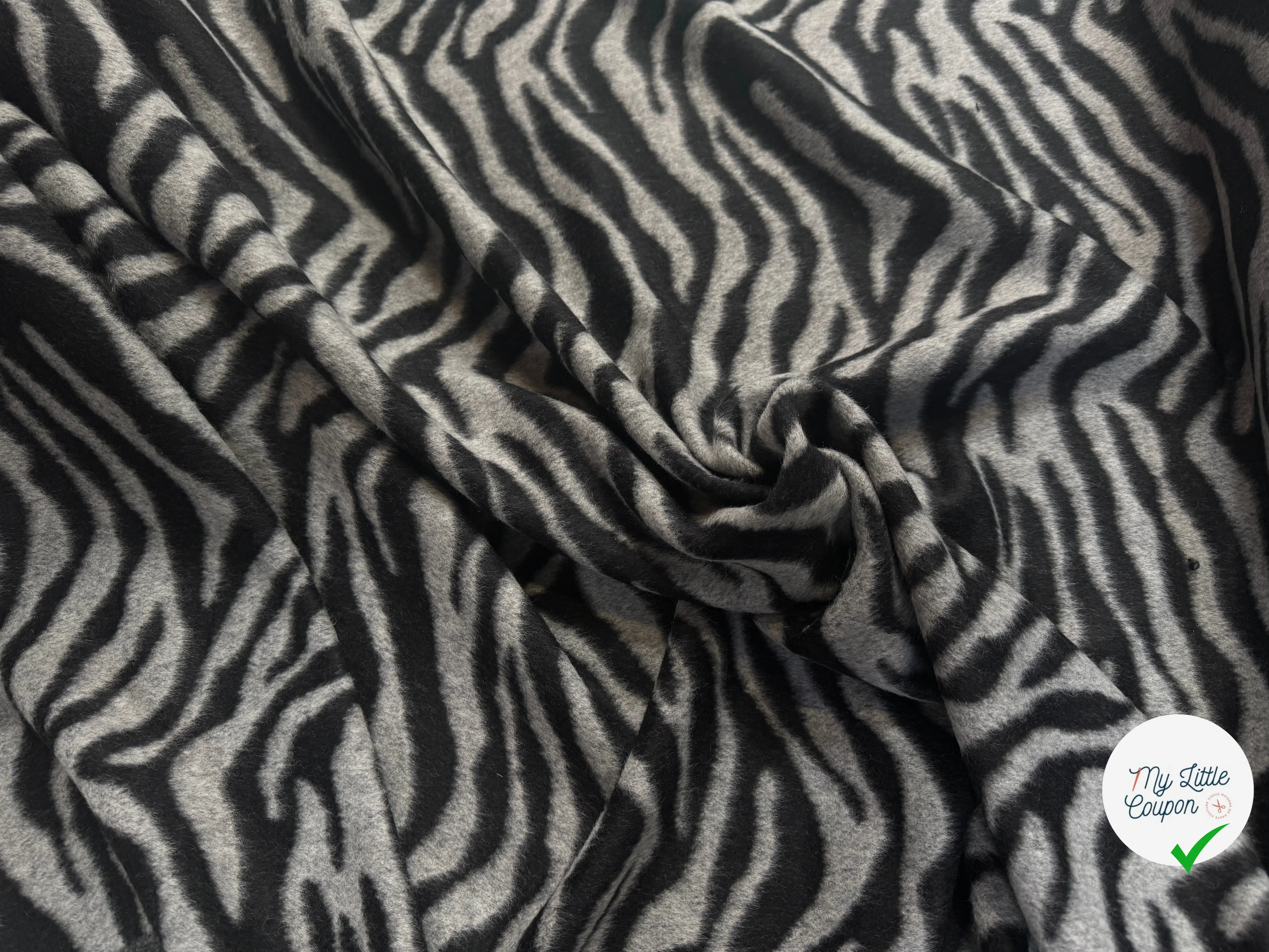LAINAGE MANTEAU ZÉBRÉ NOIR ET GRIS - My Little Coupon