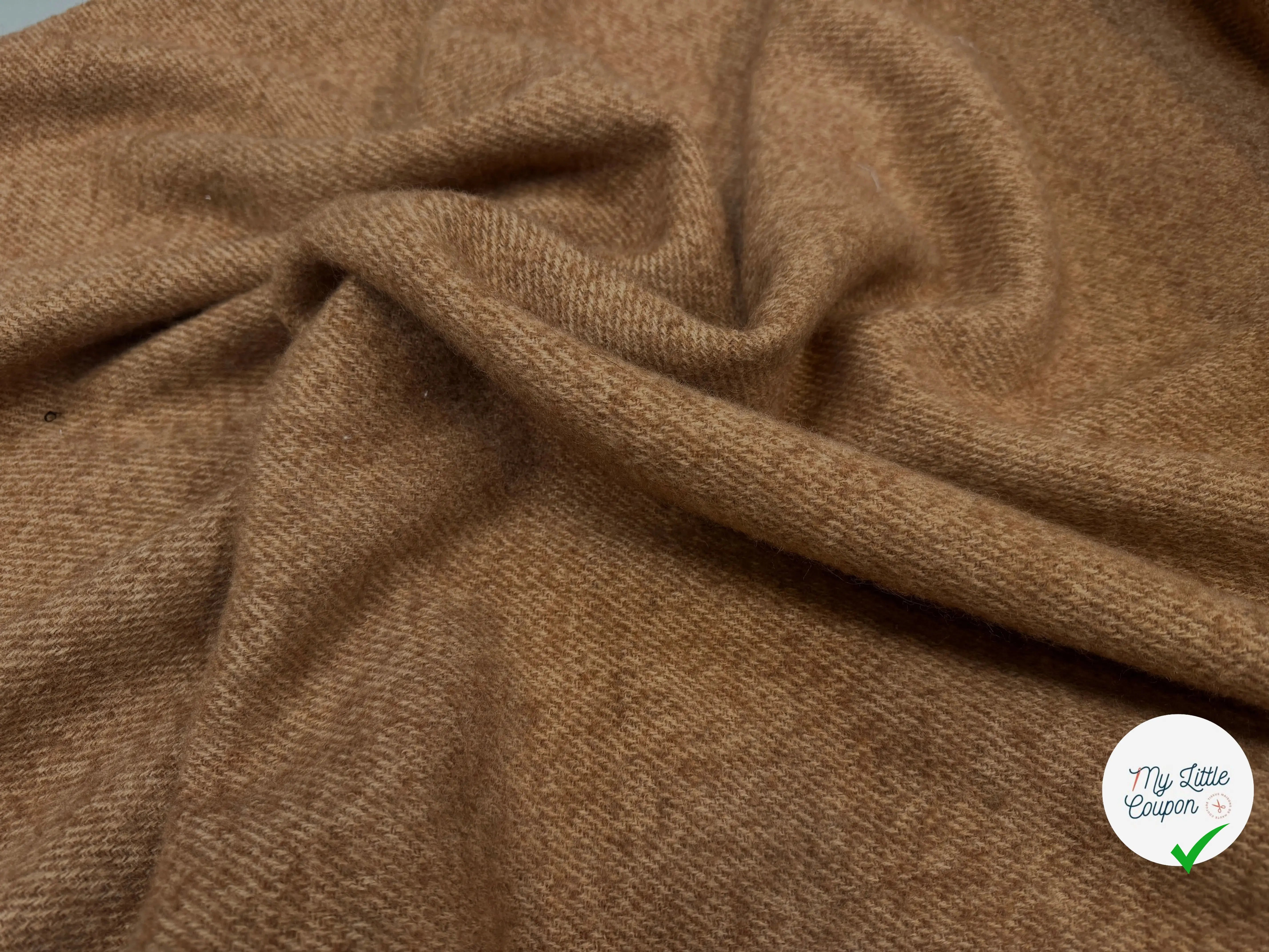 LAINAGE STRIÉ MARTINI CAMEL 67% LAINE VIERGE - My Little Coupon