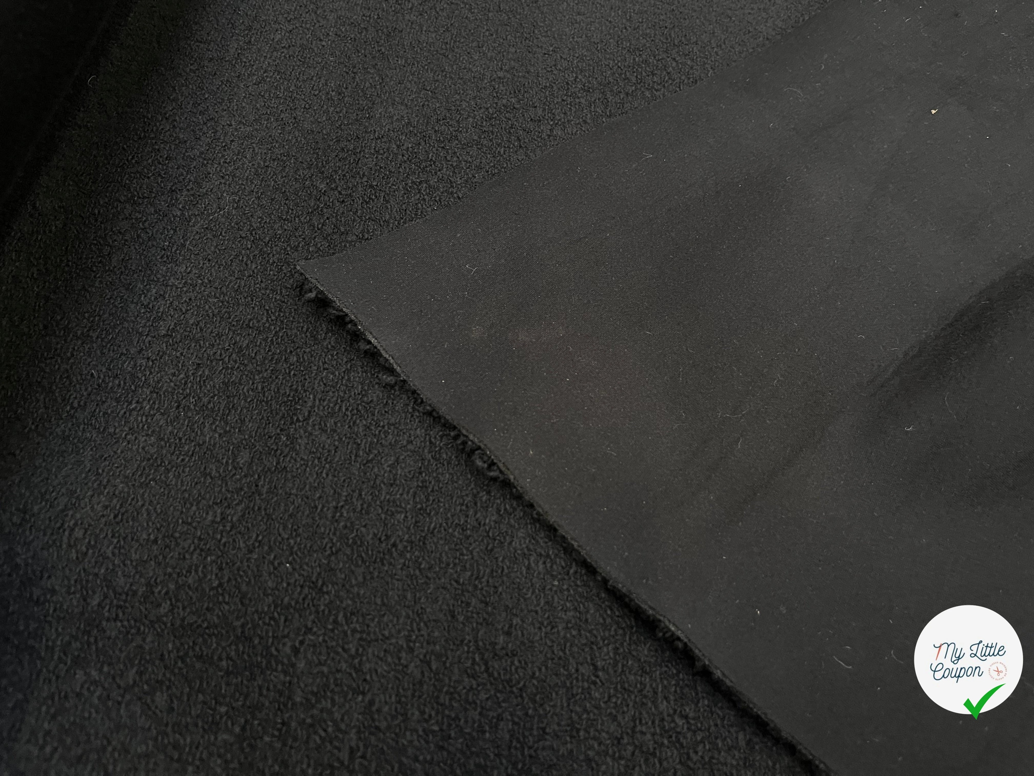 LAINE CONTRECOLLÉE & MOLETTONNÉE ULTRA DOUX NOIR FOAM - My Little Coupon