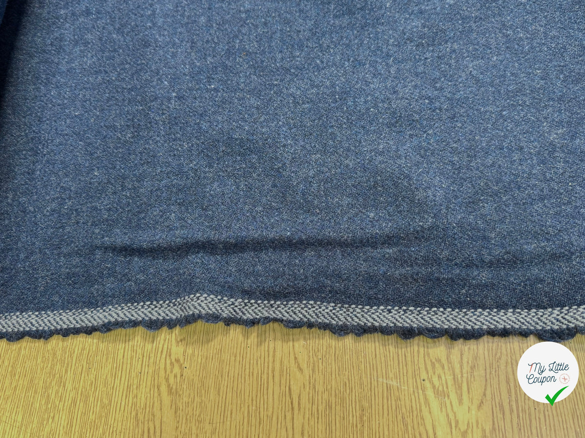 Tissu laine tricotée feutrée bleu moucheté - détail du tissu